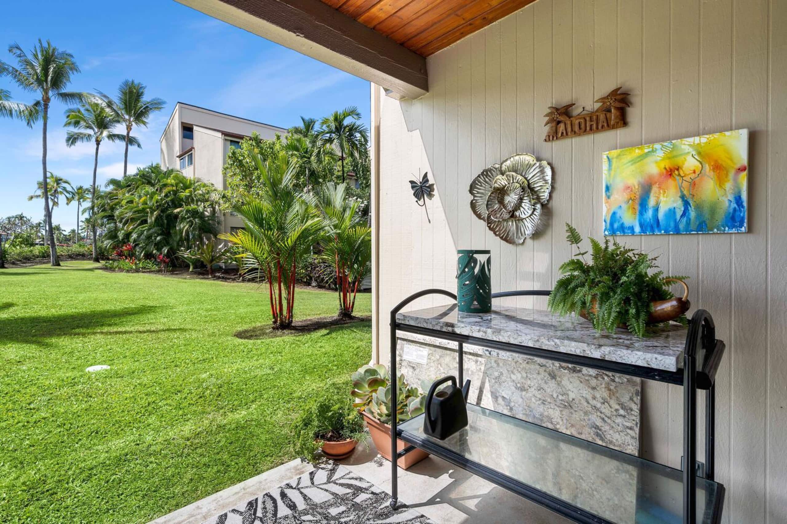 Condo in Kailua-Kona · ★4.65 · 2 bedrooms · 4 beds · 2 private baths - Image 16