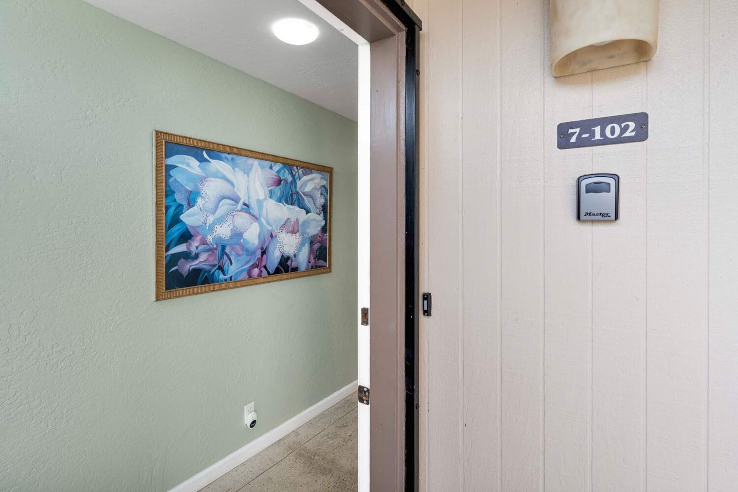Condo in Kailua-Kona · ★4.65 · 2 bedrooms · 4 beds · 2 private baths - Image 33