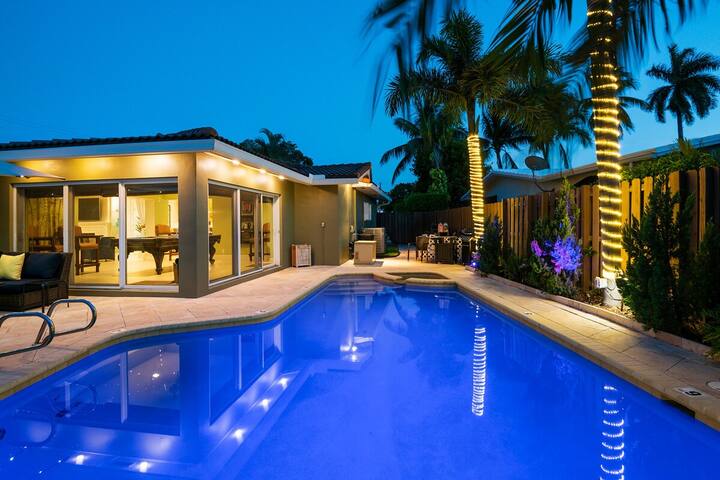 Walk to Private Beach~Pool~Golf~See Our Promos! gallery image 3