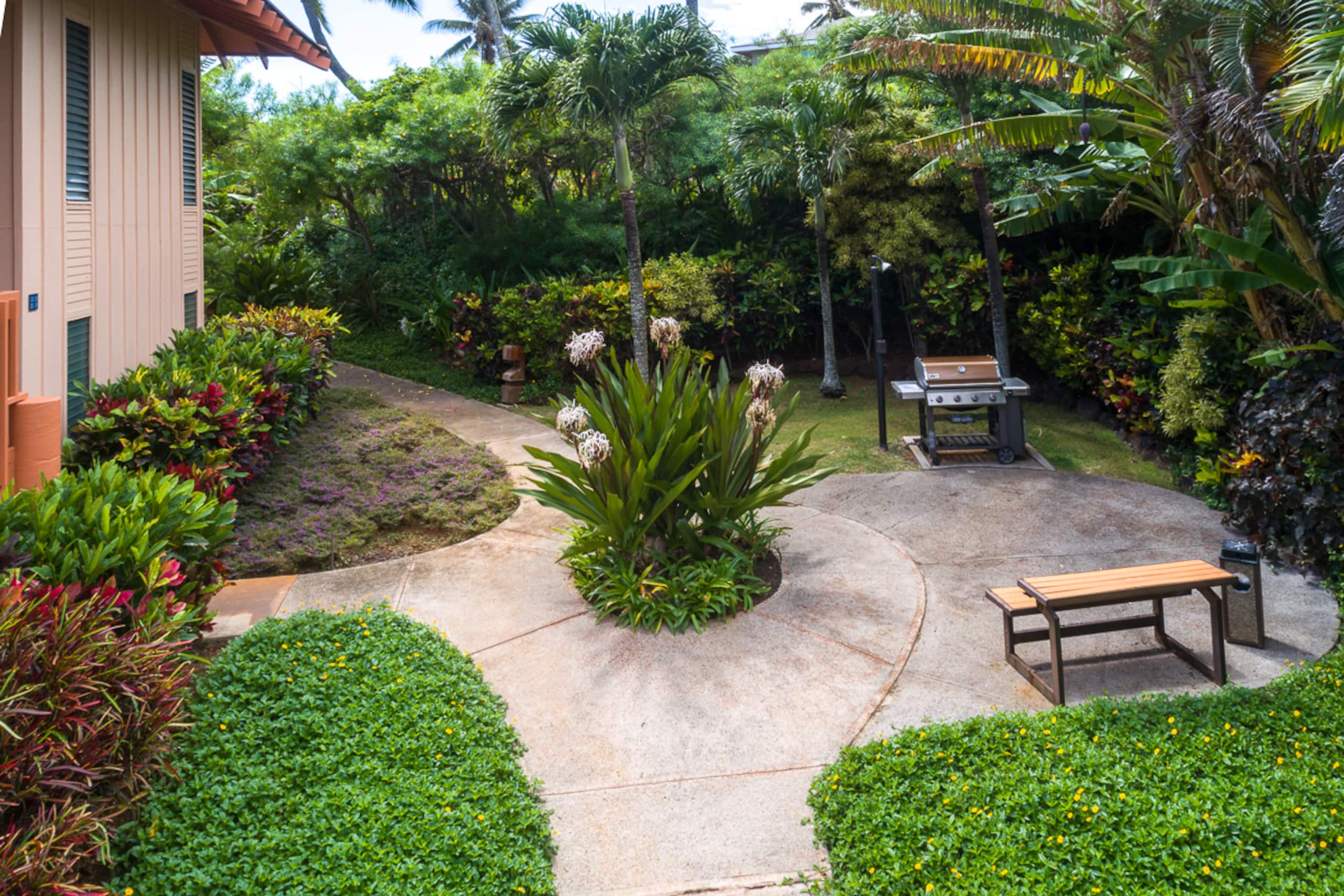 Townhouse in Koloa · ★4.83 · 2 bedrooms · 4 beds · 2 shared baths - Image 34