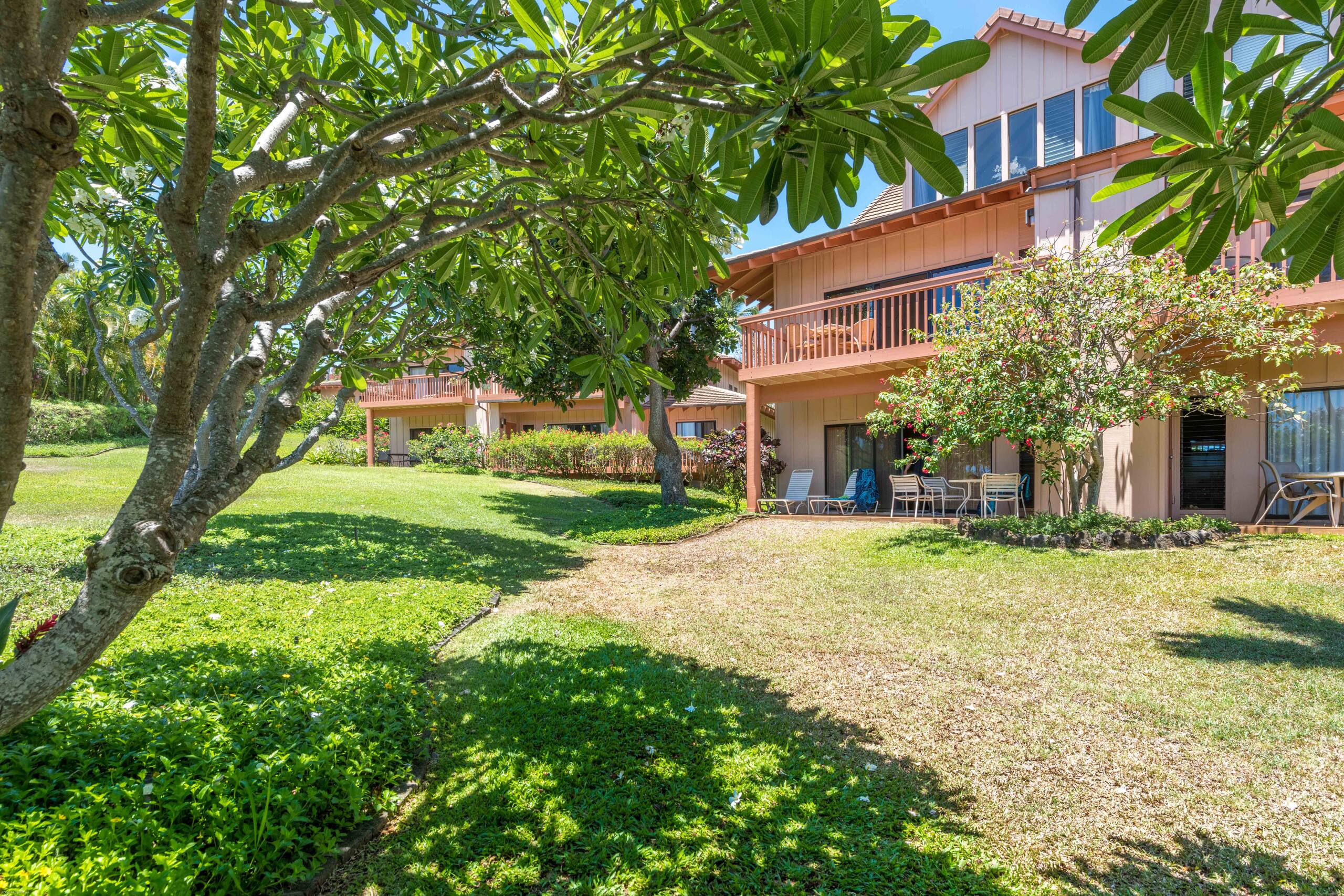 Townhouse in Koloa · ★4.83 · 2 bedrooms · 4 beds · 2 shared baths - Image 30