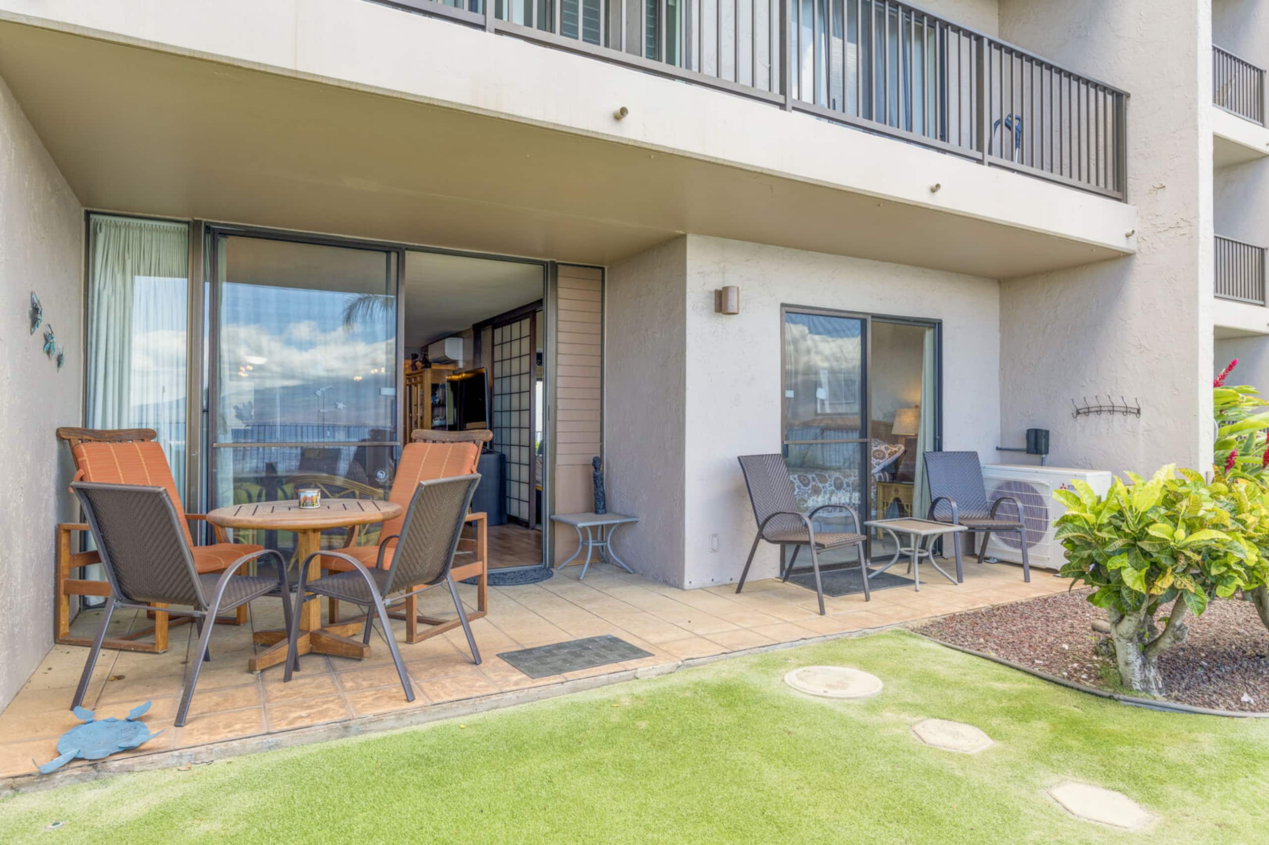 Condo in Wailuku · ★4.8 · 2 bedrooms · 2 beds · 2 private baths - Image 21