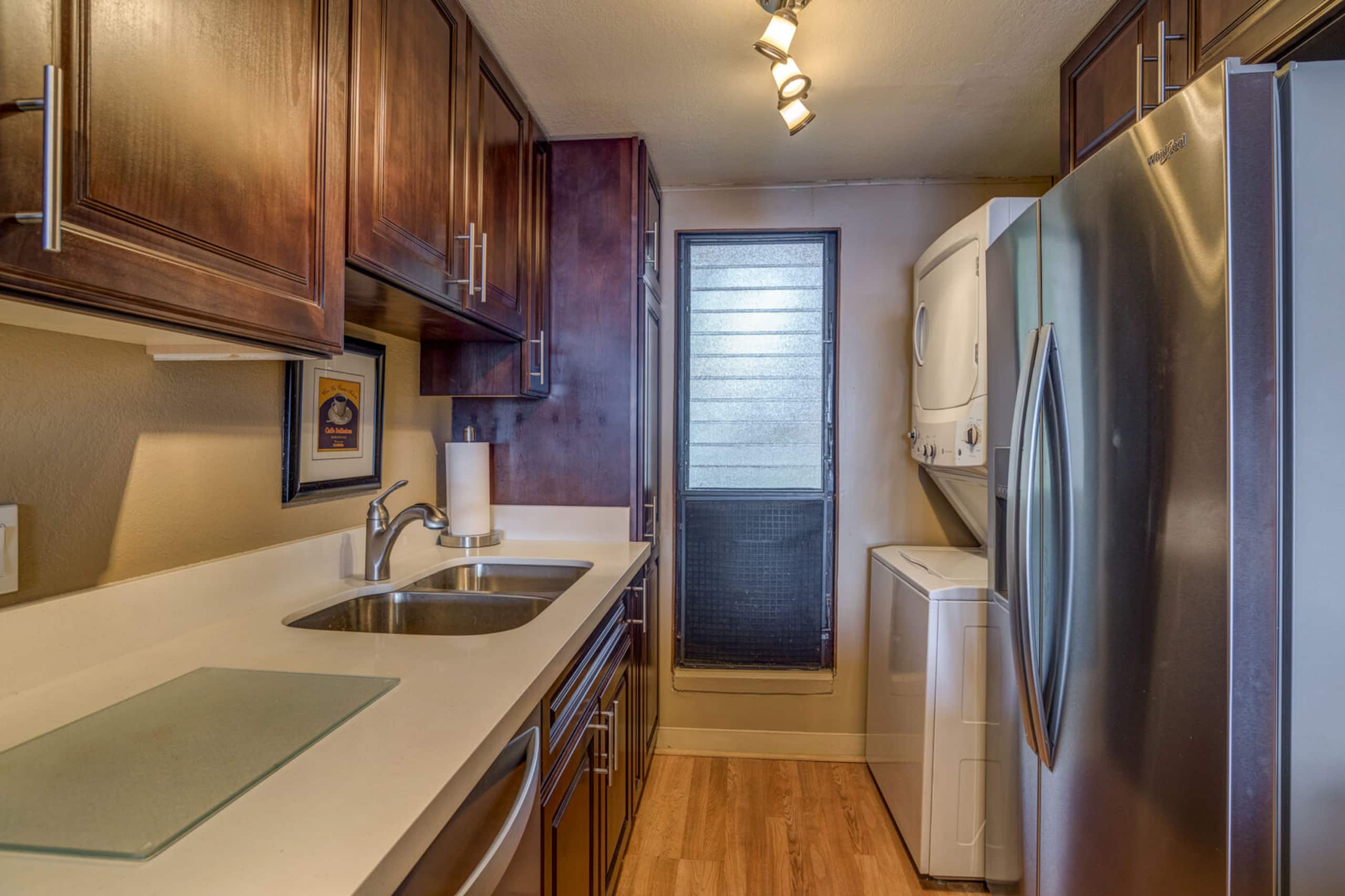 Condo in Wailuku · ★4.8 · 2 bedrooms · 2 beds · 2 private baths - Image 8