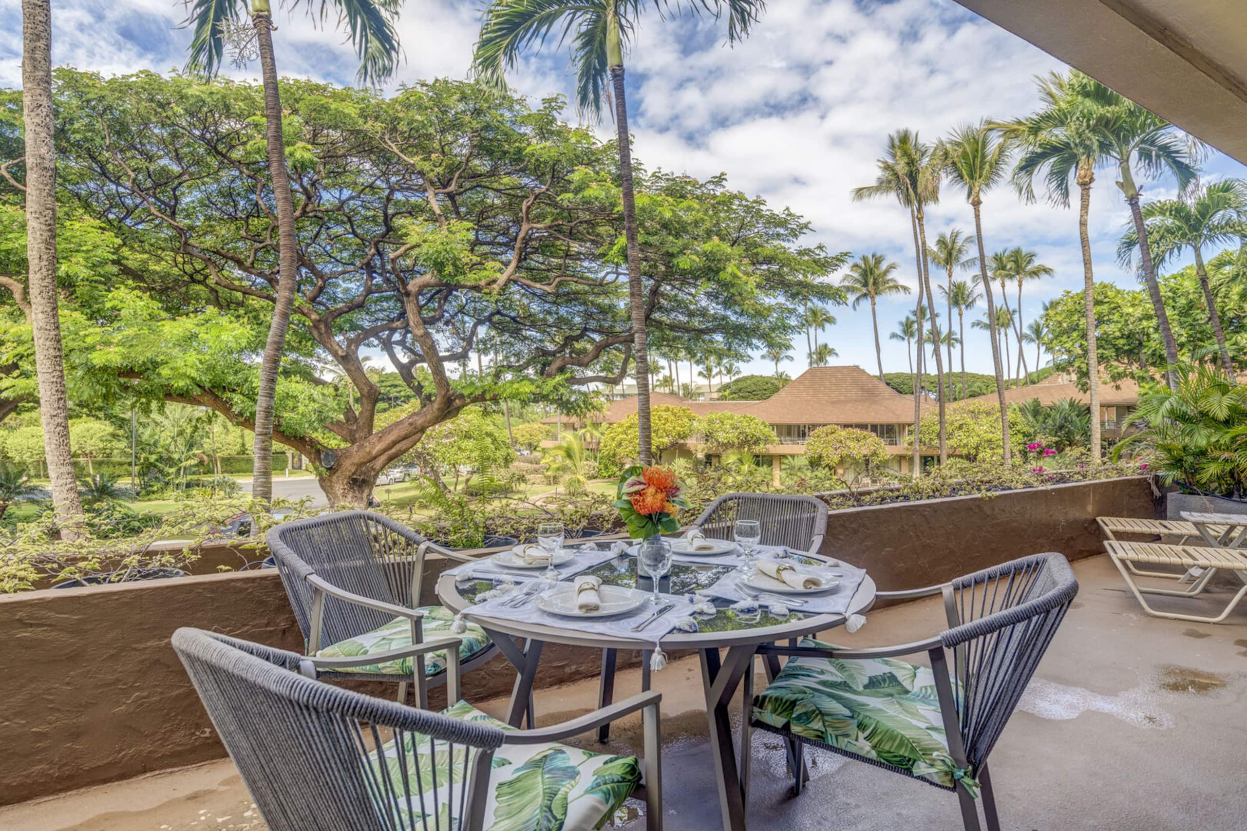 Condo in Lahaina · ★4.9 · 1 bedroom · 2 beds · 1.5 private baths - Image 1