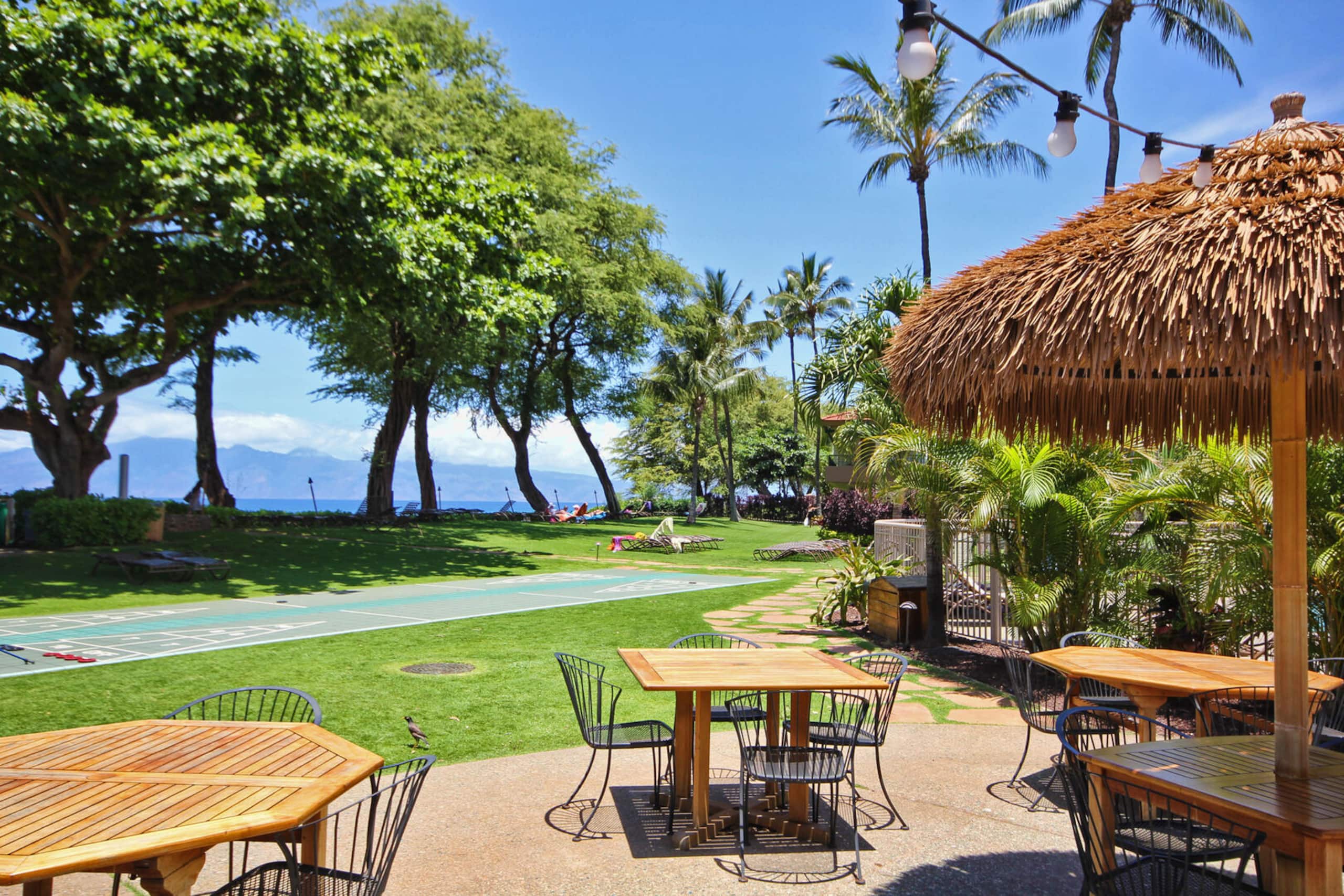 Condo in Lahaina · ★4.9 · 1 bedroom · 2 beds · 1.5 private baths - Image 32