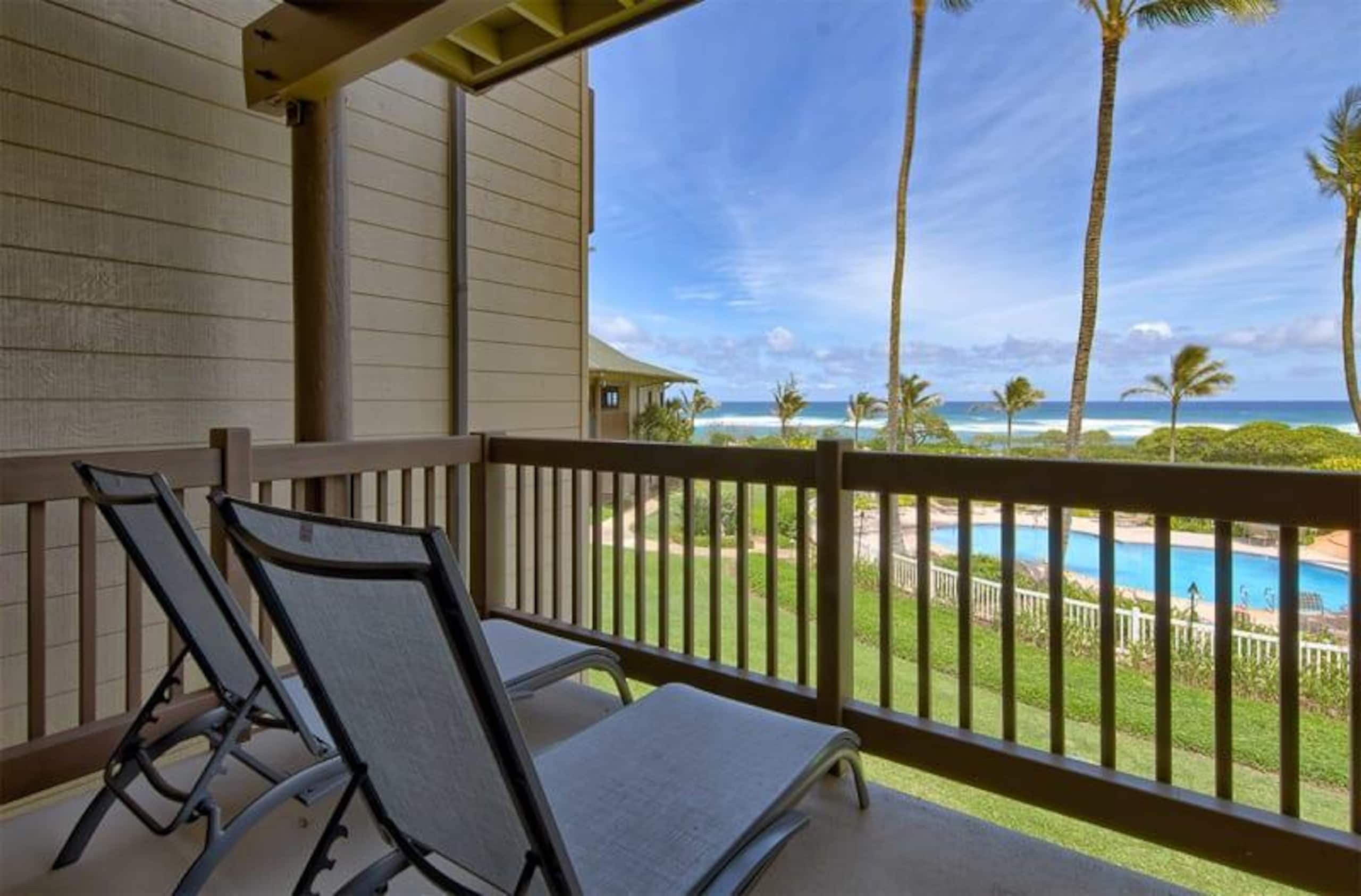 Oceanfront lanai w/ pool - steps to Lydgate - Photo 17