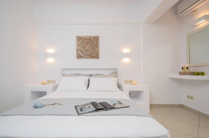 Rocks Naxian Villa with Private Pool gallery image 5