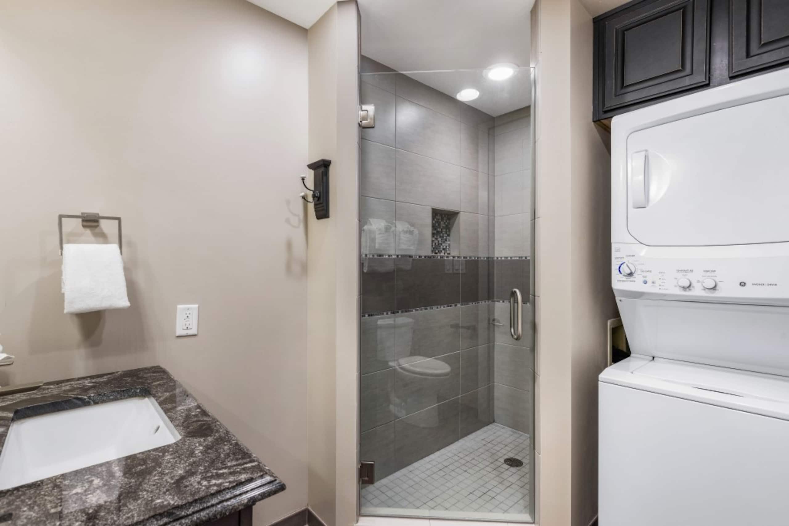 Condo in Lahaina · ★5.0 · 1 bedroom · 1 bed · 2 baths - Image 24