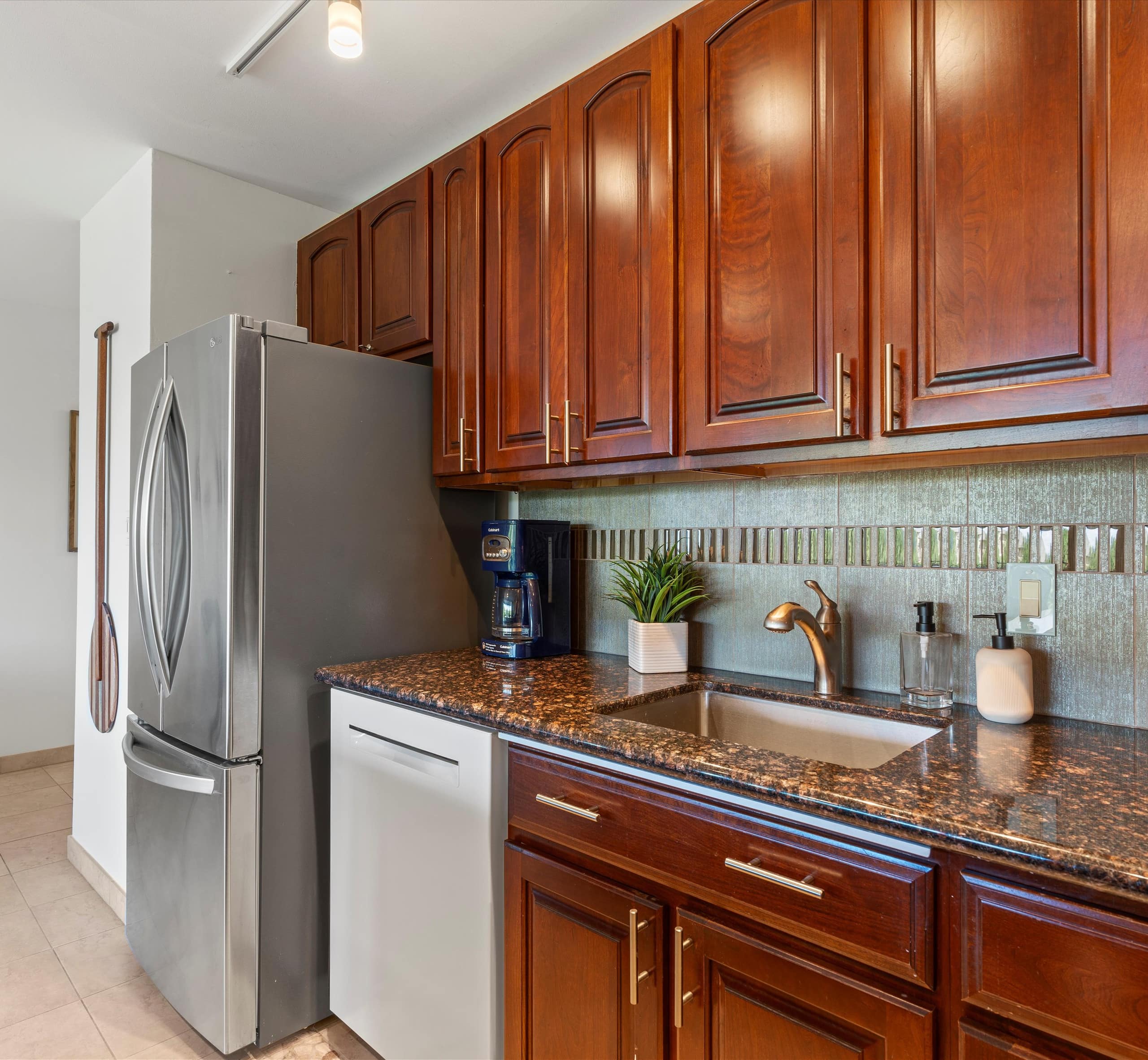 Condo in Kihei · ★4.73 · 2 bedrooms · 4 beds · 2 baths - Image 21