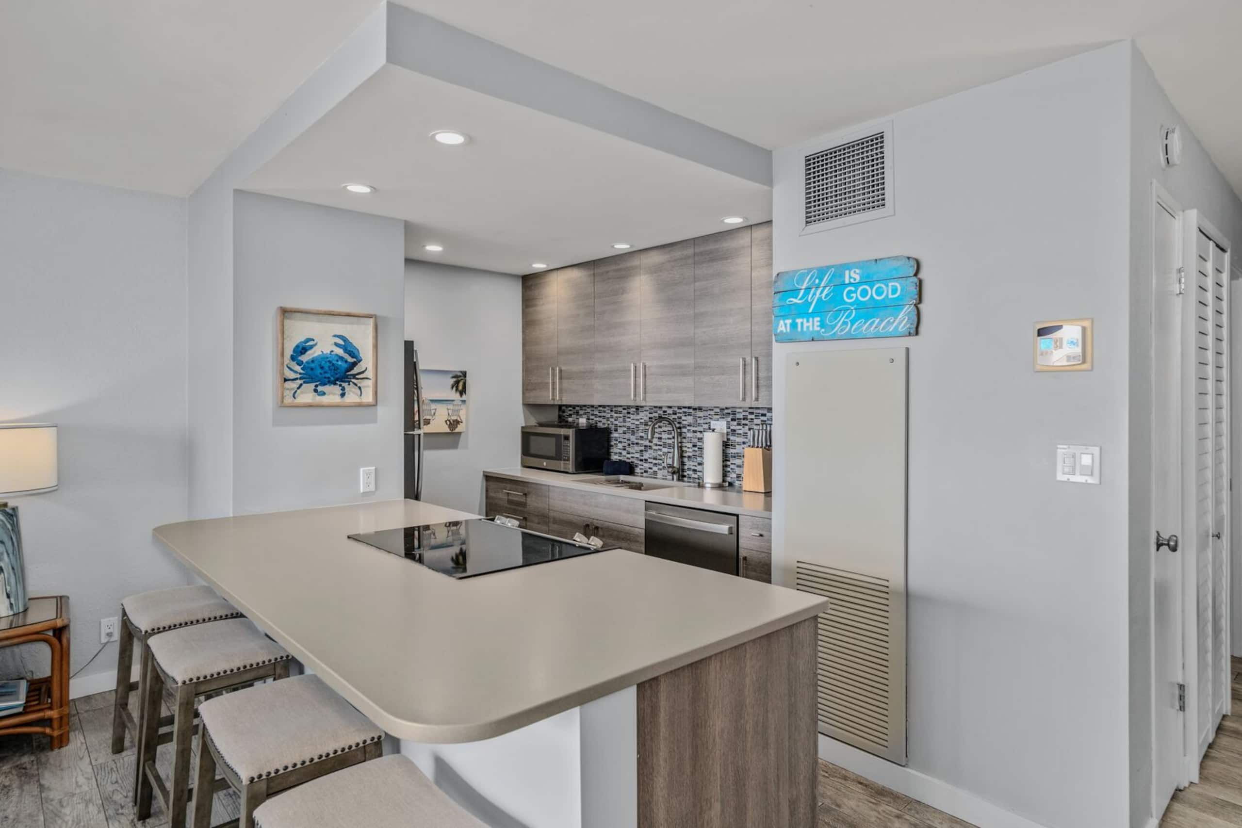 Condo in Kihei · ★4.79 · 1 bedroom · 2 beds · 1 bath - Image 9