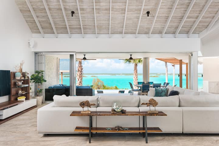 Alinna Villa - Turks and Caicos Islands