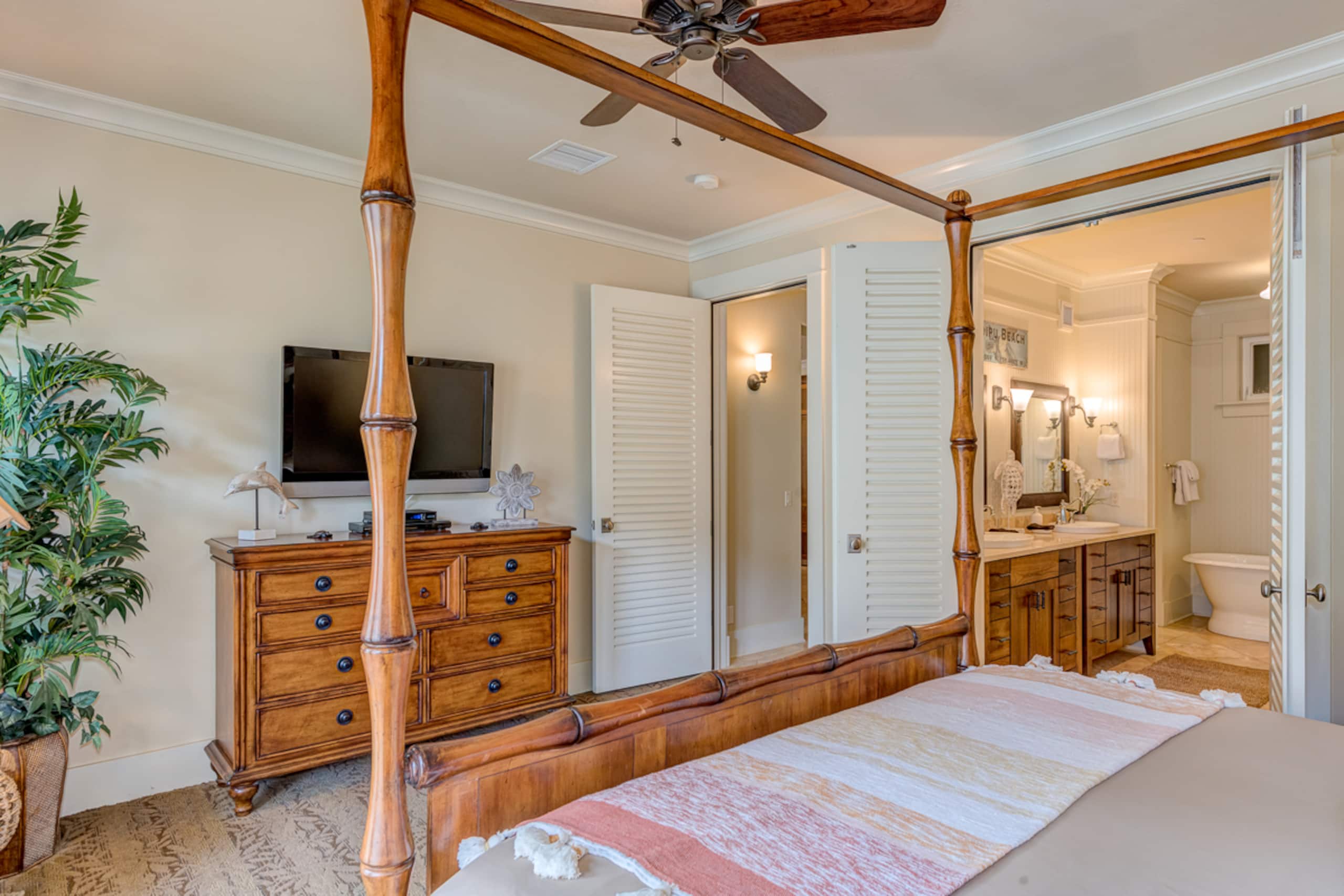 Condo in Koloa · ★4.89 · 3 bedrooms · 4 beds · 3 baths - Photo 26