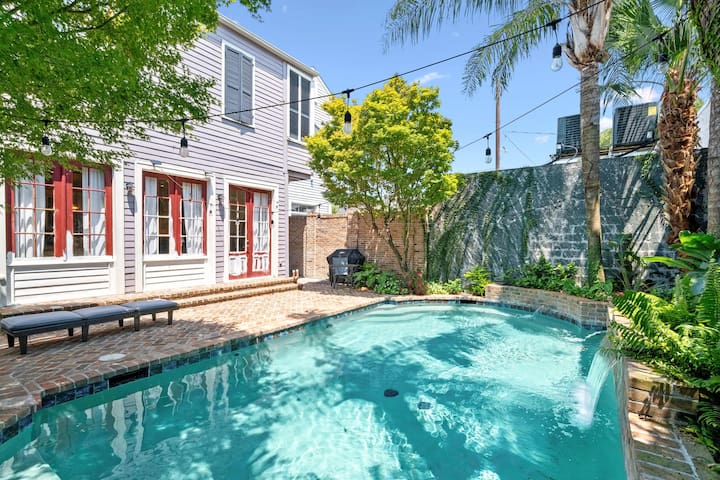 Bright Villa w Heated Pool & Pool Table 5br|4ba gallery image 2