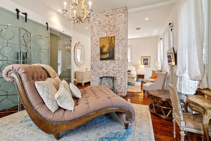 Bright Villa w Heated Pool & Pool Table 5br|4ba gallery image 3