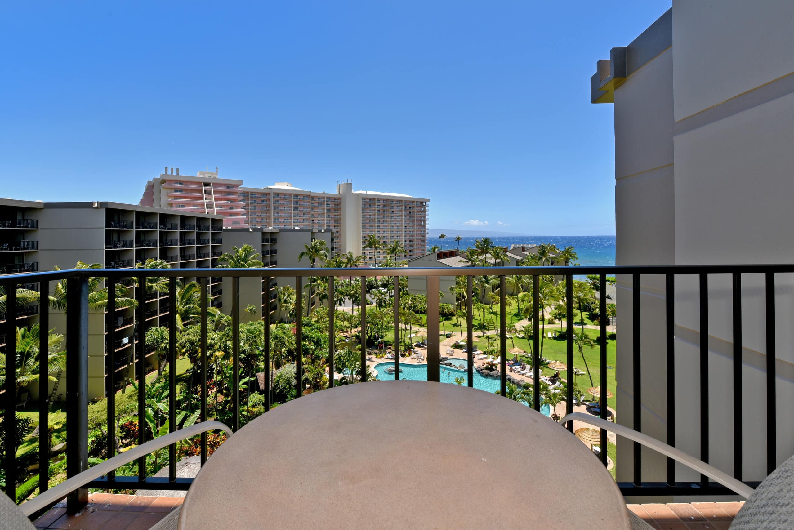 Condo in Lahaina · ★4.57 · 1 bedroom · 2 beds · 1 bath - Image 20