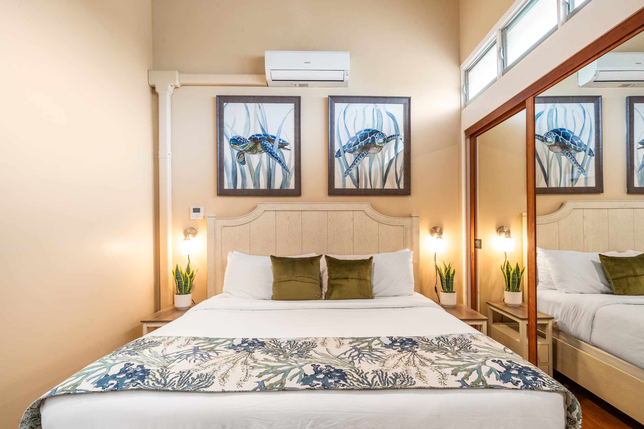 Condo in Lahaina · ★4.77 · 2 bedrooms · 3 beds · 2 baths - Image 20