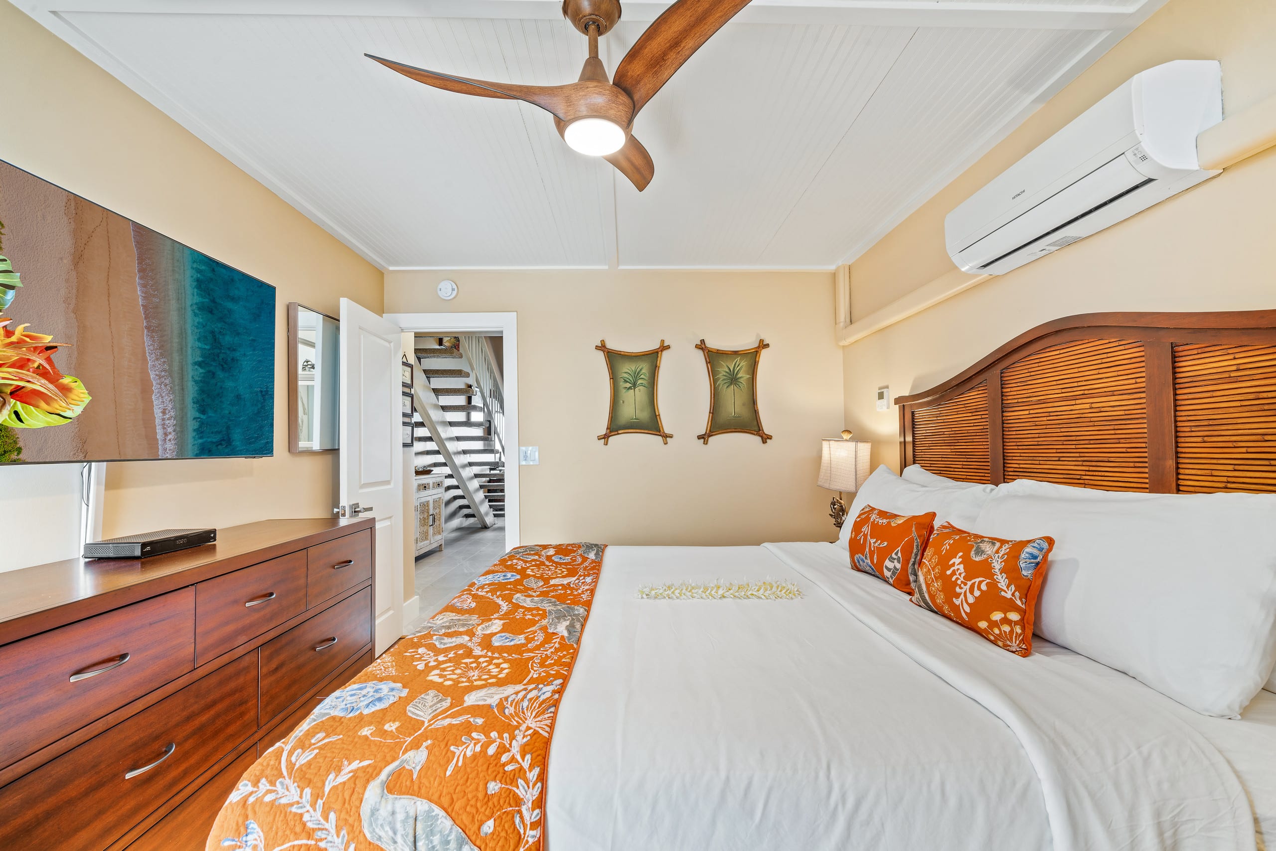 Condo in Lahaina · ★4.77 · 2 bedrooms · 3 beds · 2 baths - Image 17