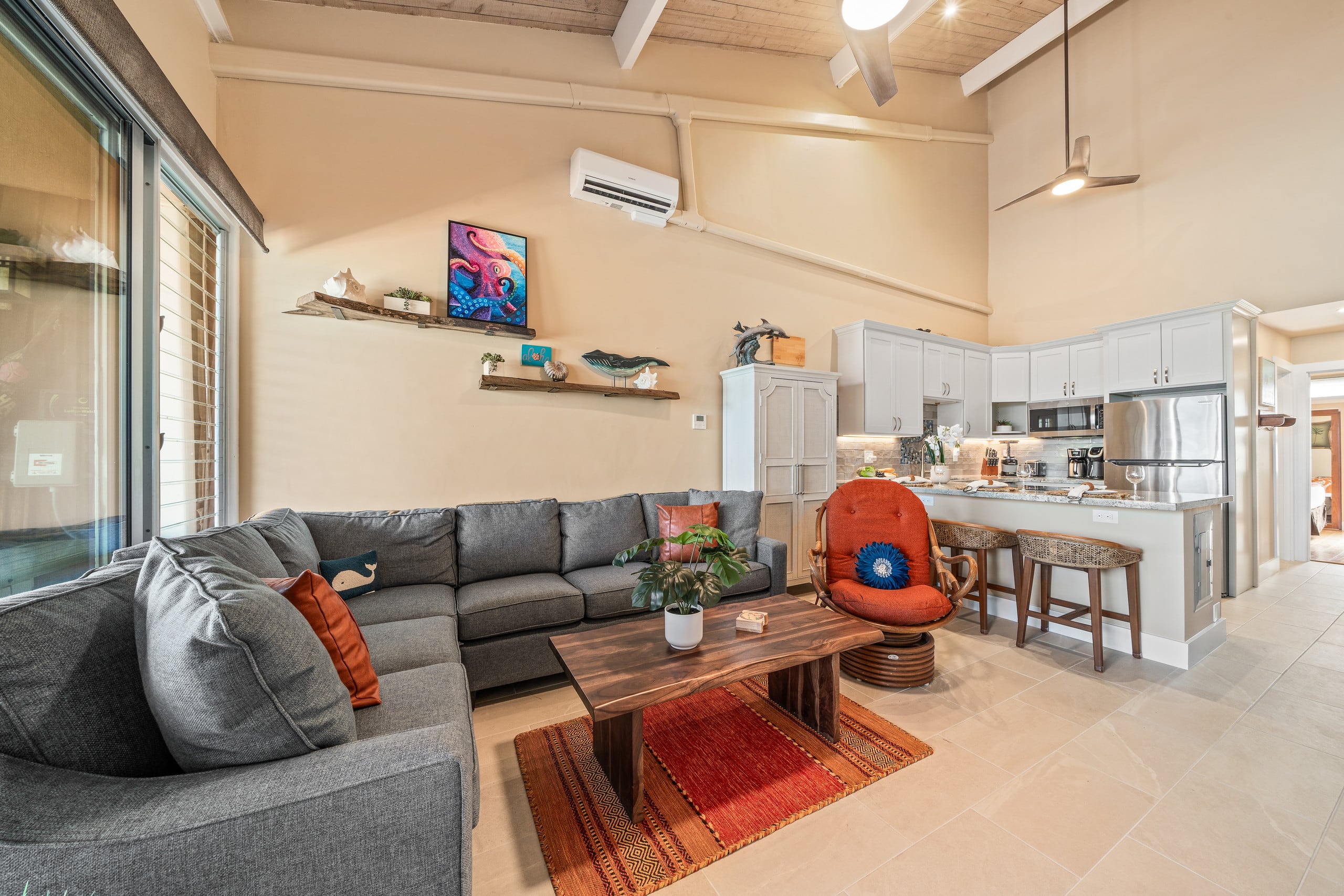 Condo in Lahaina · ★4.77 · 2 bedrooms · 3 beds · 2 baths - Image 7