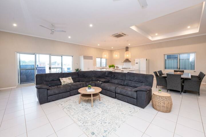 19 Corella Court gallery image 2