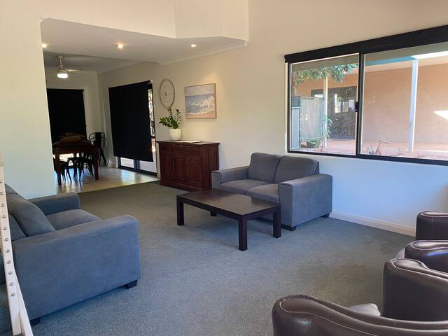 Ningaloo Breeze Villa 3 gallery image 3