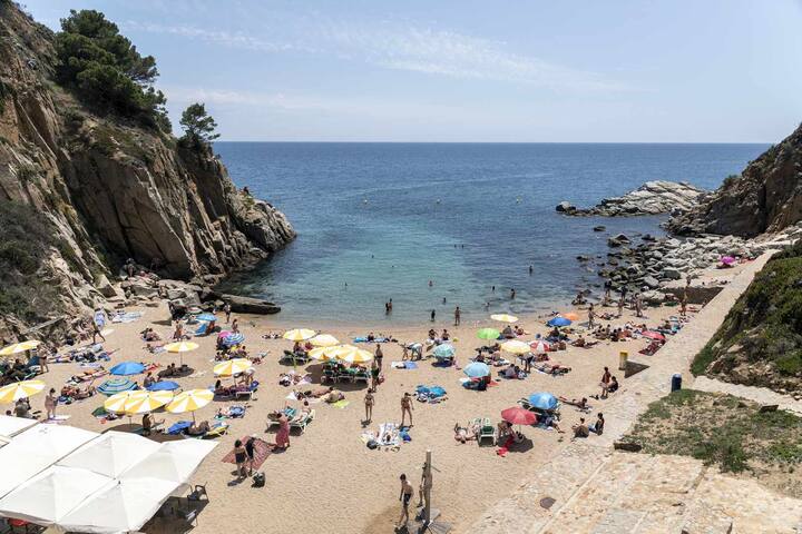 Luxury Rocamar – Primera línea de mar-Terraza gallery image 5