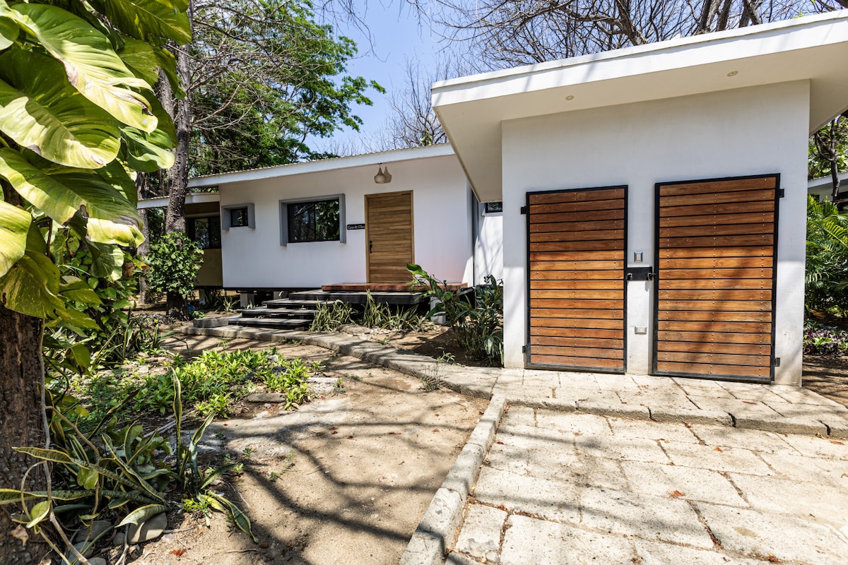 Eco Casita Phase III #2: Casa de Olas - Houses for Rent in Tola, Rivas, Nicaragua