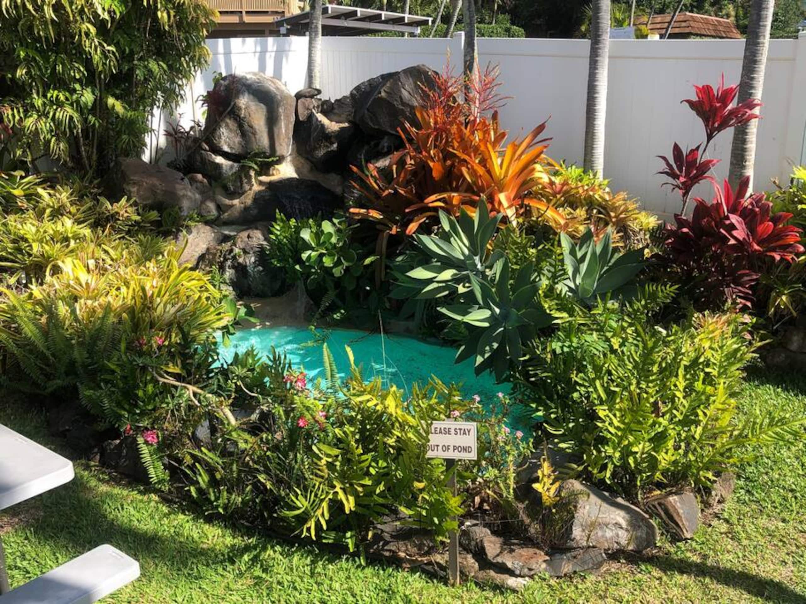 Condo in Lahaina · ★4.79 · 1 bedroom · 2 beds · 1 bath - Image 12