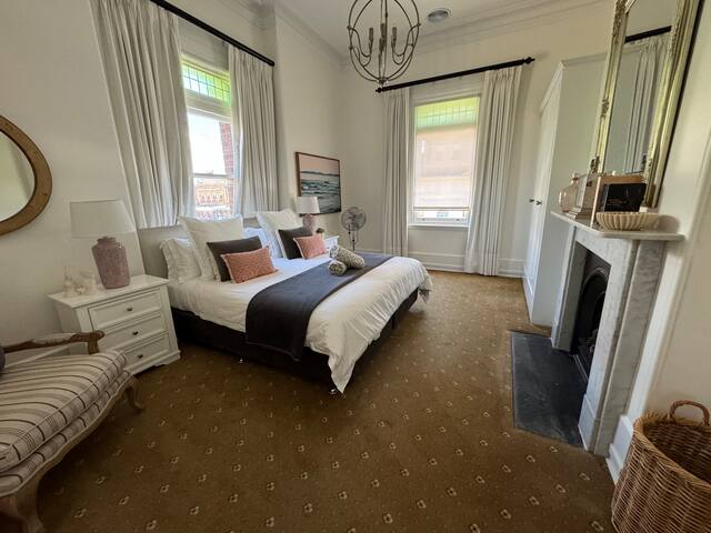 QPO Queenscliff gallery image 5