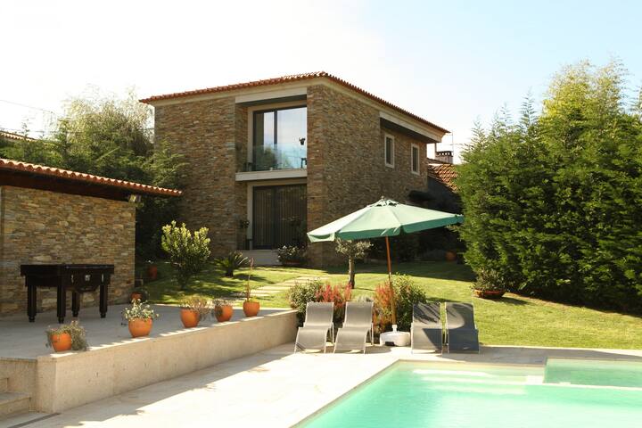 MyStay – Casa das Oliveiras with pool and garden gallery image 3