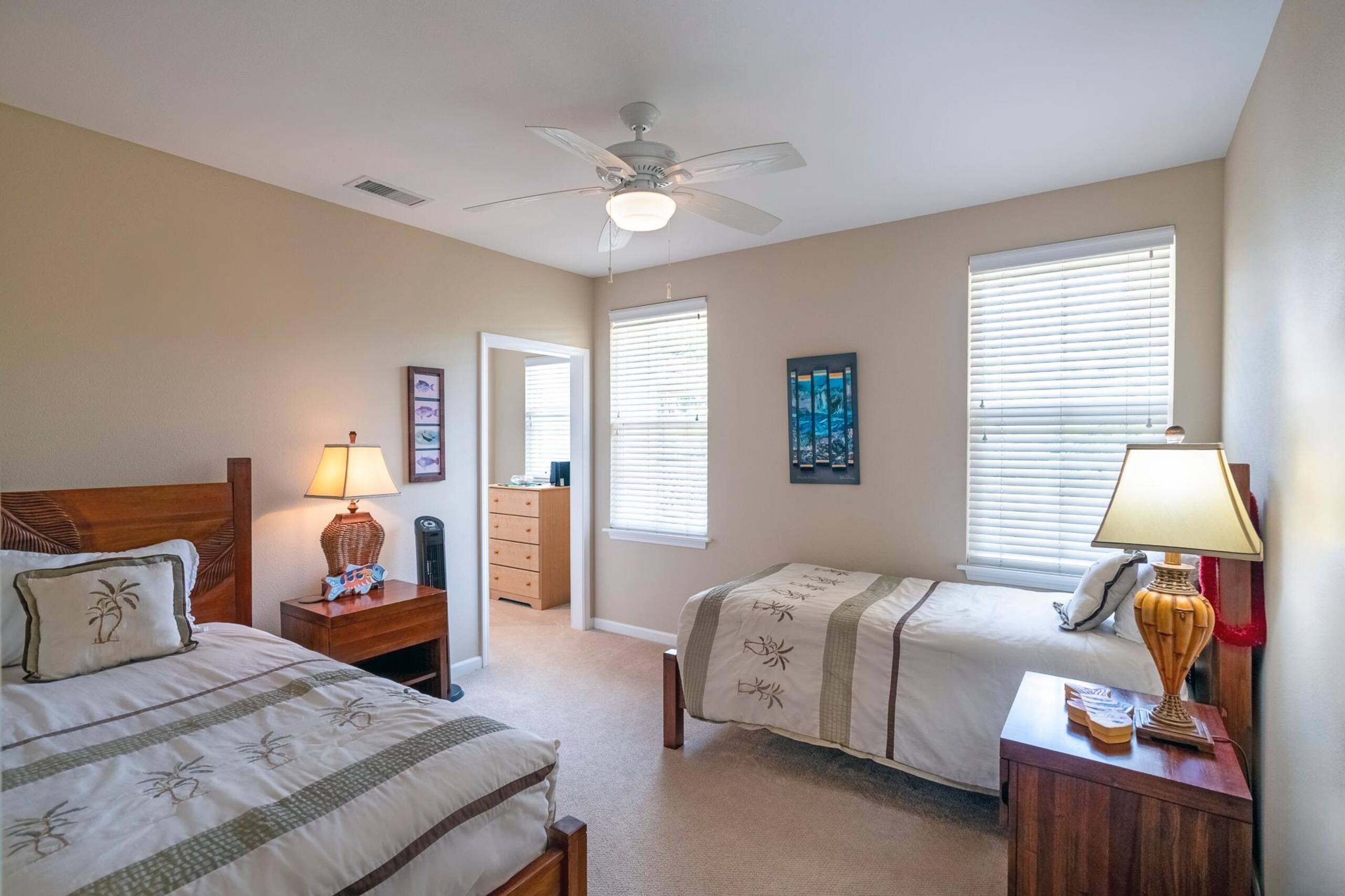 Condo in Princeville · ★4.63 · 3 bedrooms · 4 beds · 3 shared baths - Image 20