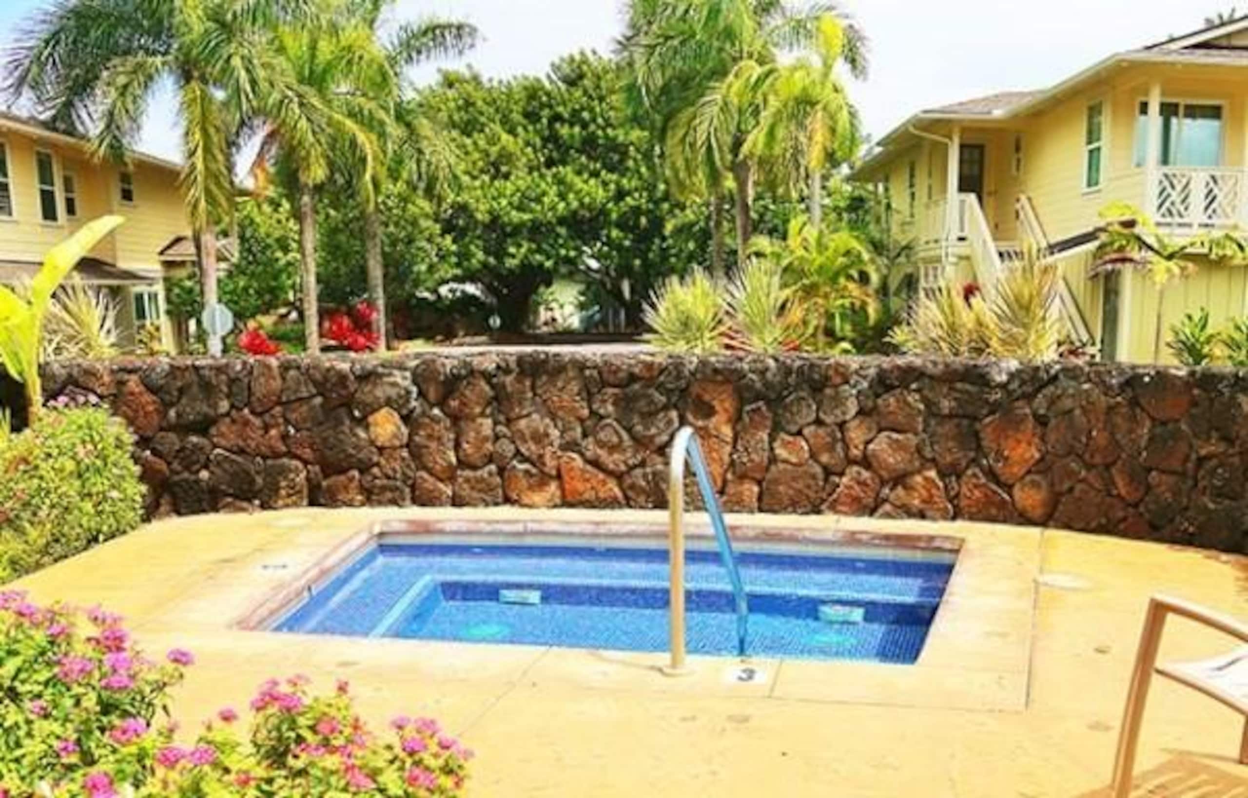 Condo in Princeville · ★4.63 · 3 bedrooms · 4 beds · 3 shared baths - Image 4