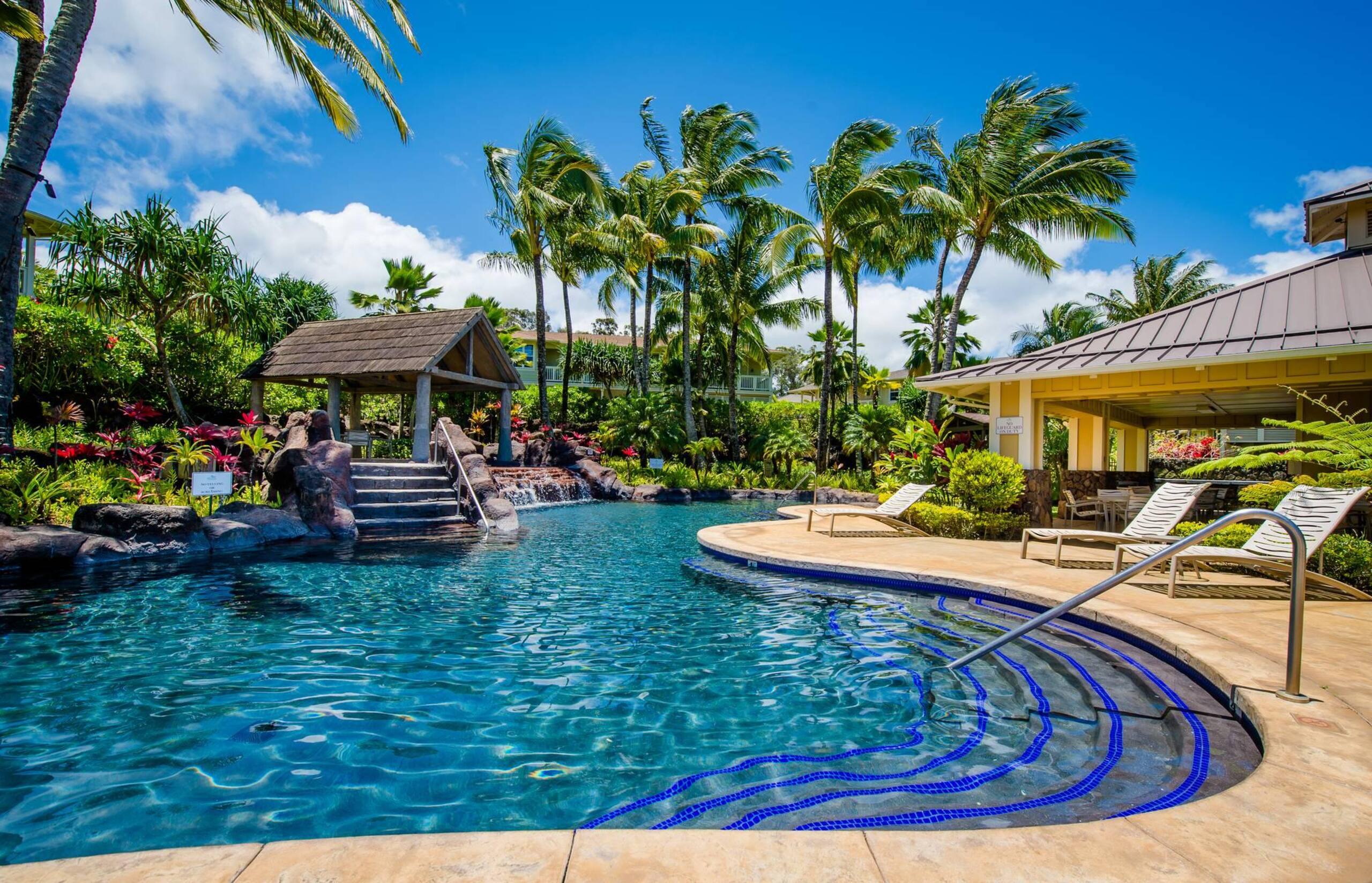 Condo in Princeville · ★4.63 · 3 bedrooms · 4 beds · 3 shared baths - Image 2