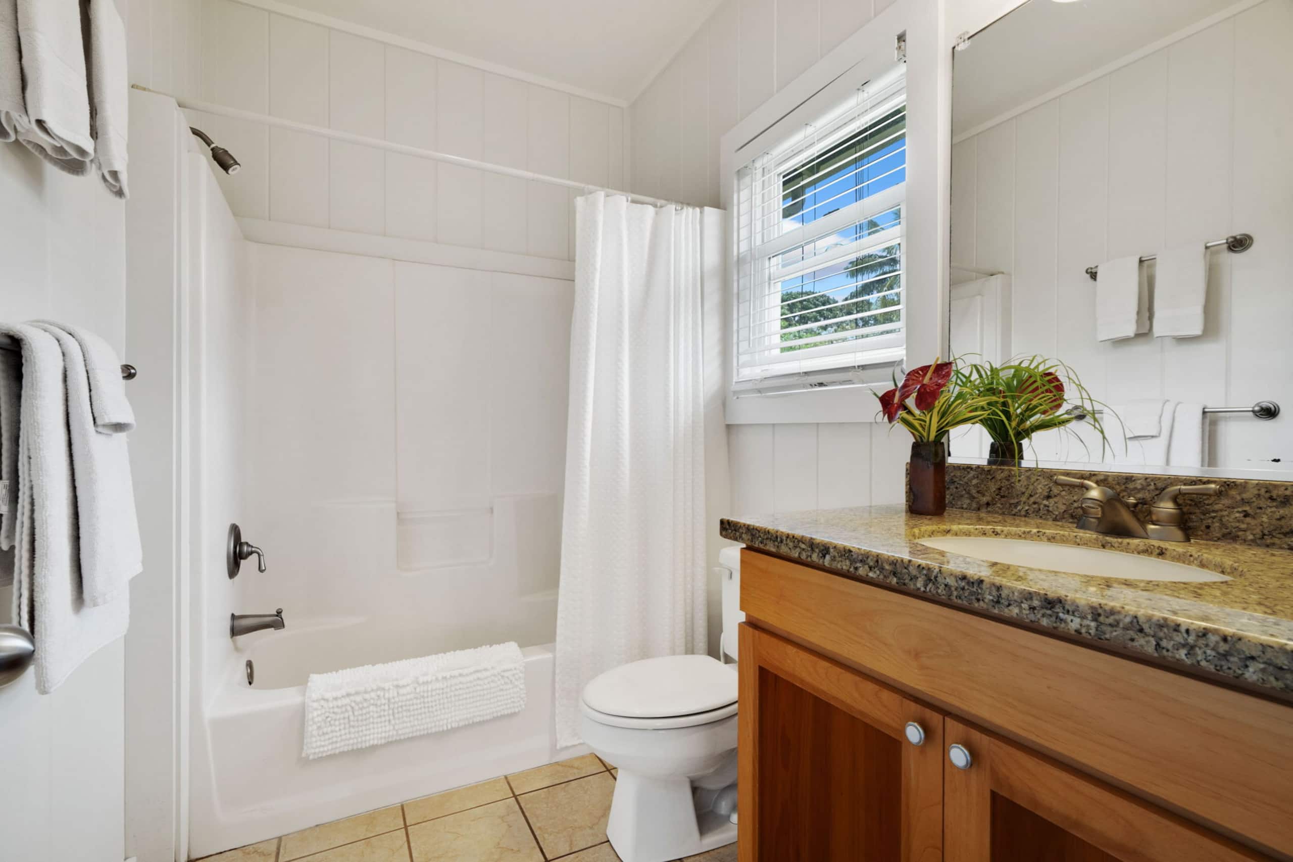 Home in Hanalei · ★4.8 · 3 bedrooms · 3 beds · 3 baths - Image 40