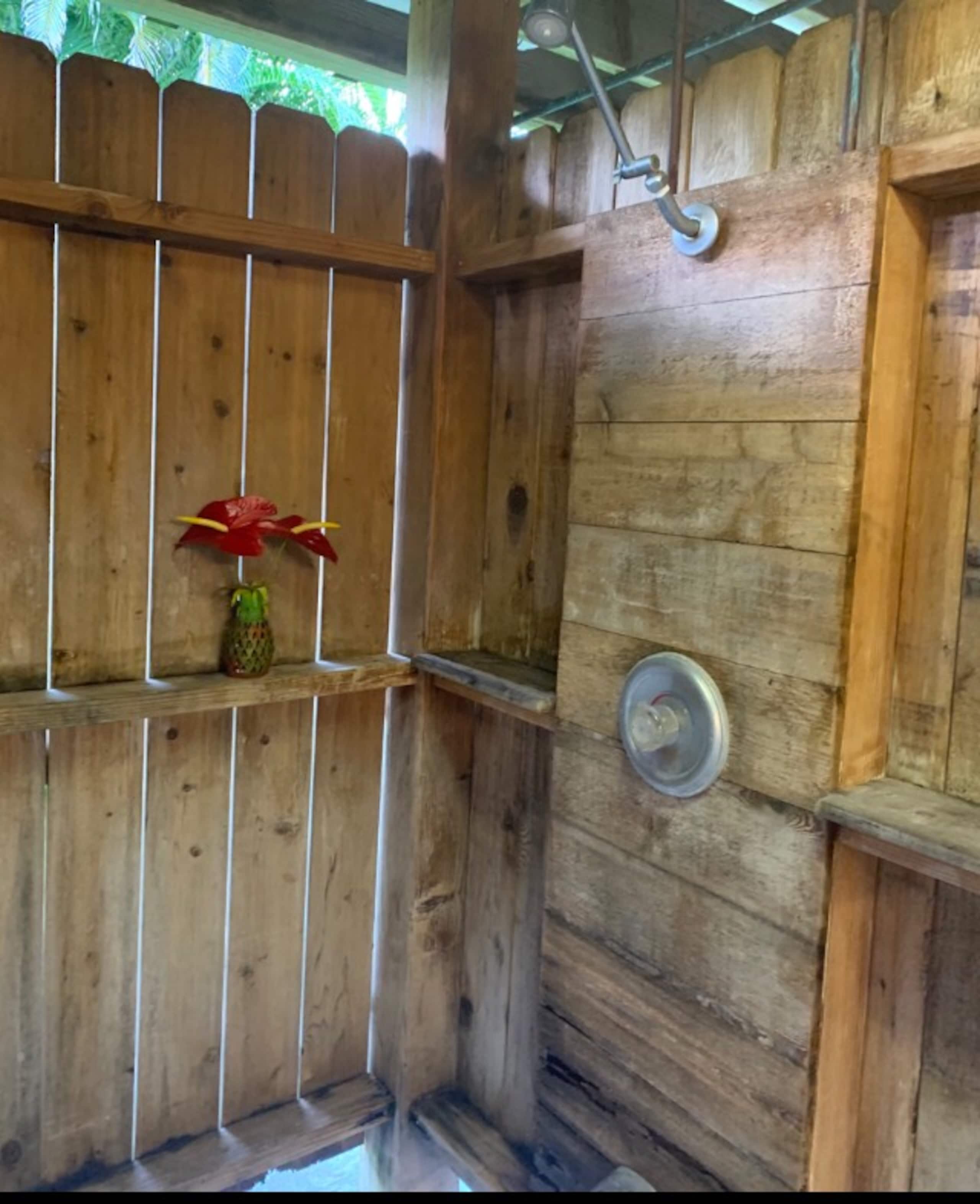 Home in Hanalei · ★4.8 · 3 bedrooms · 3 beds · 3 baths - Image 51