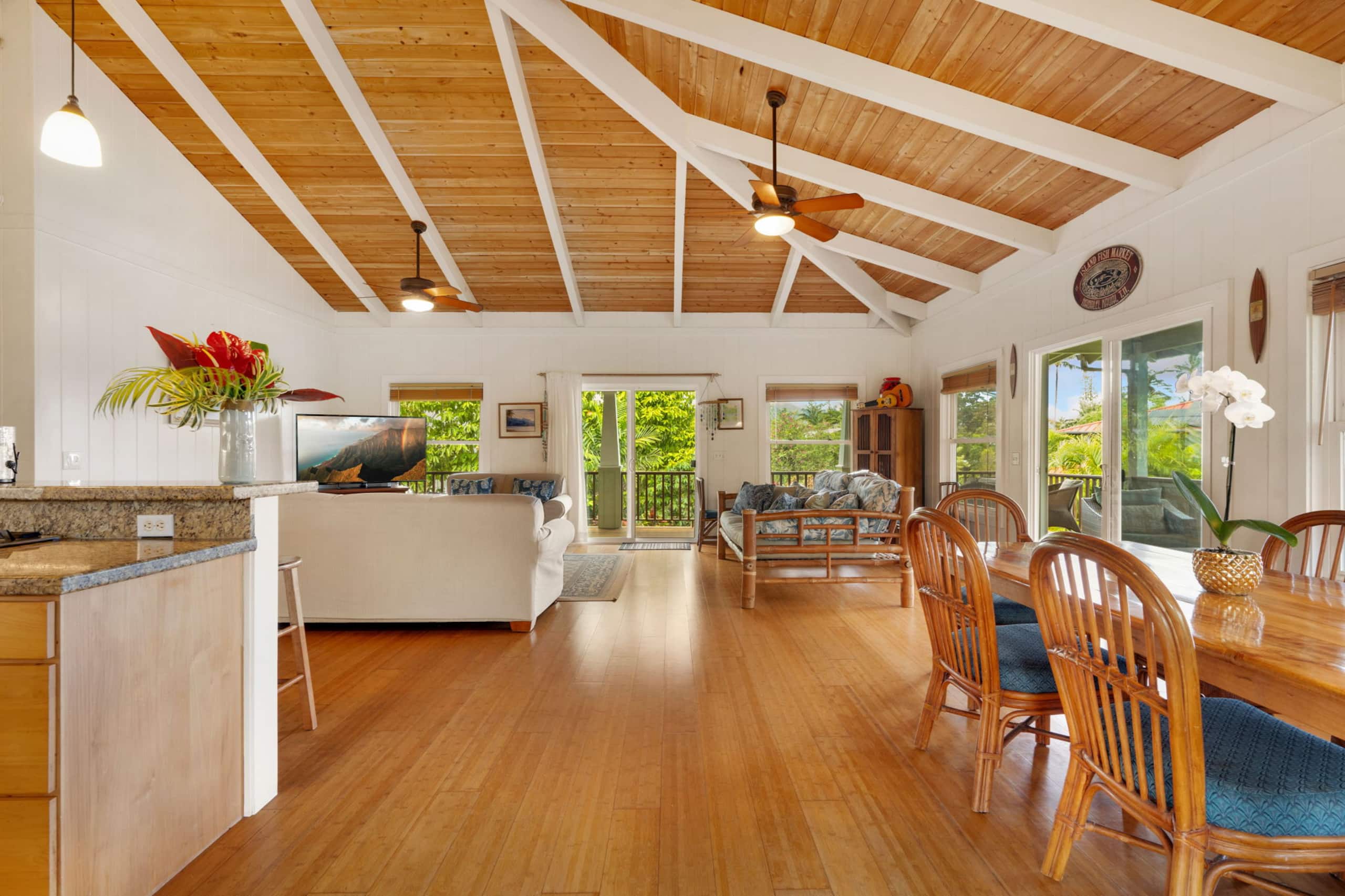 Home in Hanalei · ★4.8 · 3 bedrooms · 3 beds · 3 baths - Image 9