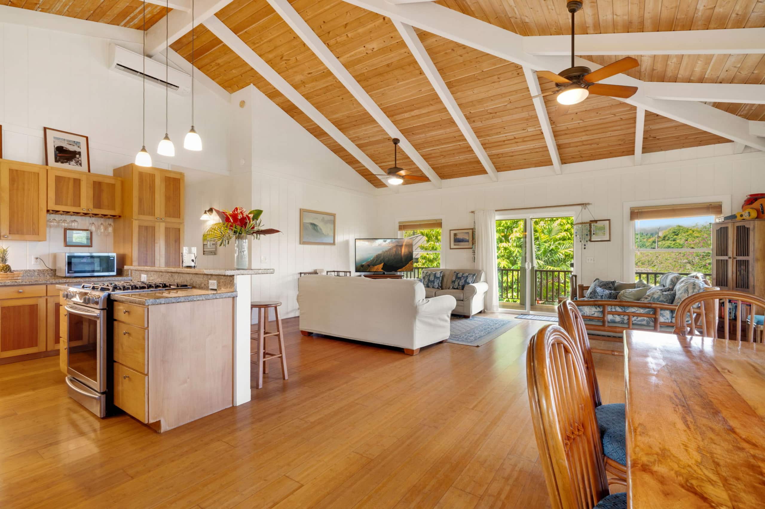 Home in Hanalei · ★4.8 · 3 bedrooms · 3 beds · 3 baths - Image 10