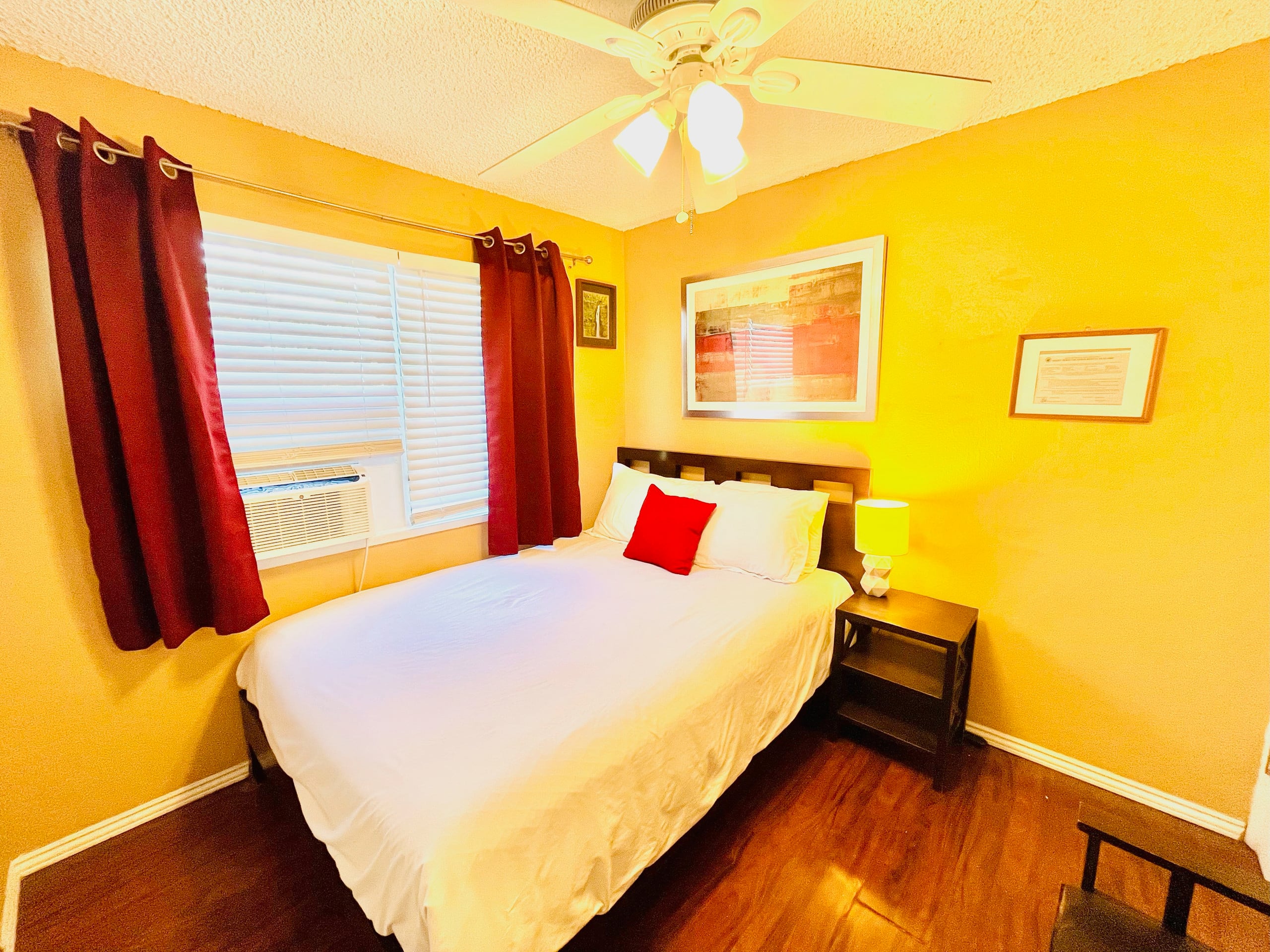 Condo in Kailua · ★4.63 · 2 bedrooms · 3 beds · 1 private bath - Image 6
