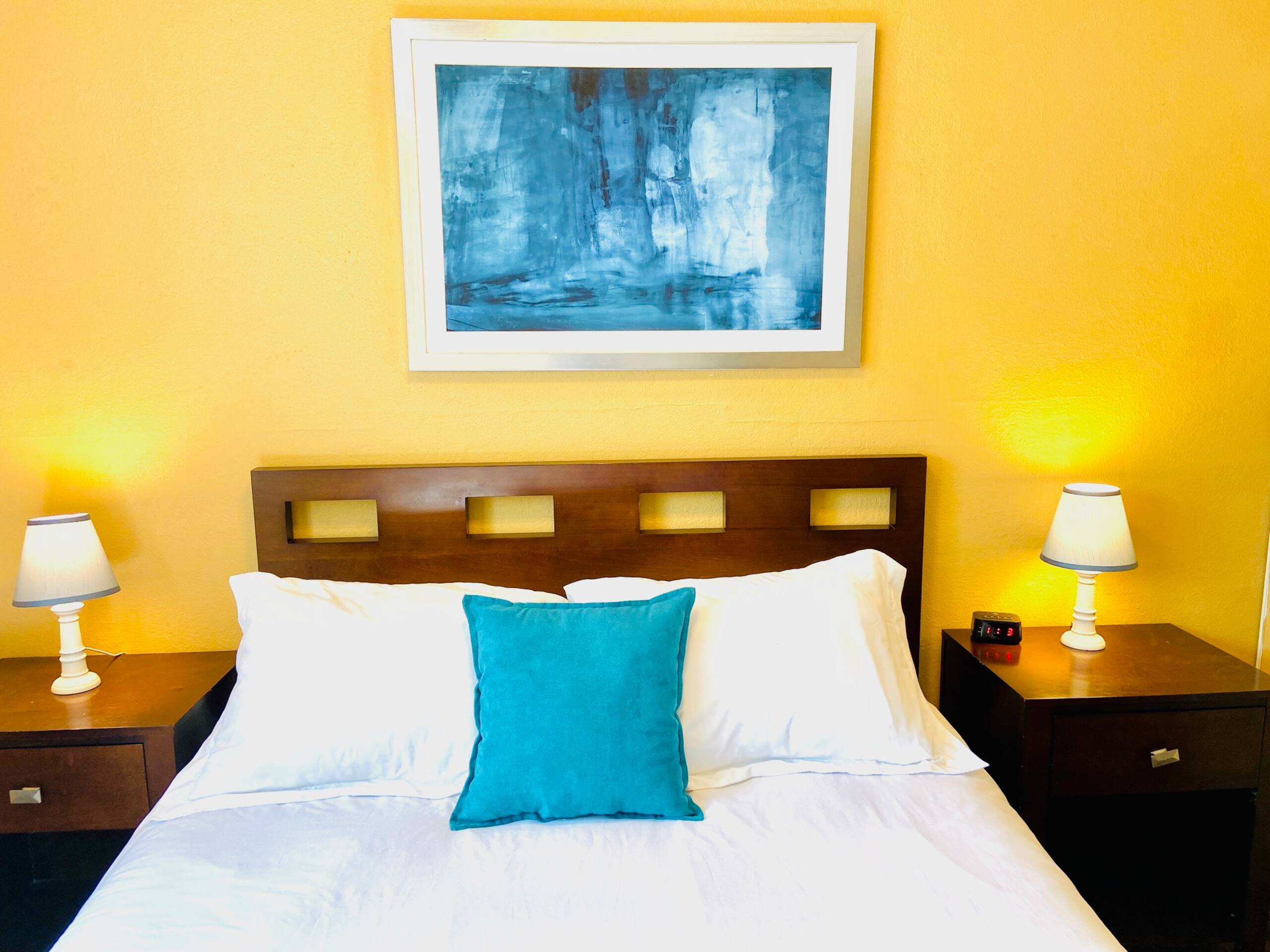 Condo in Kailua · ★4.63 · 2 bedrooms · 3 beds · 1 private bath - Image 1