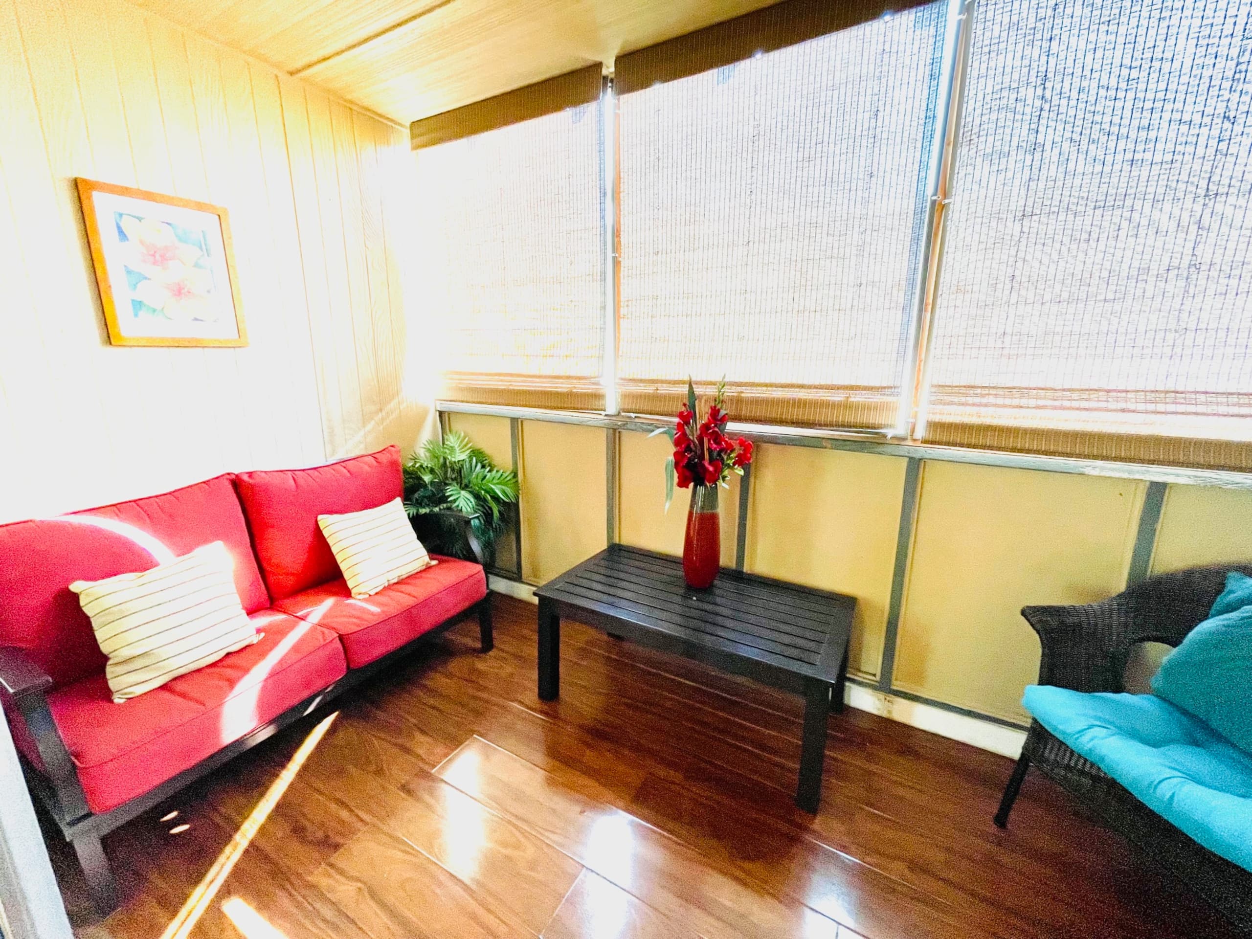 Condo in Kailua · ★4.63 · 2 bedrooms · 3 beds · 1 private bath - Image 13