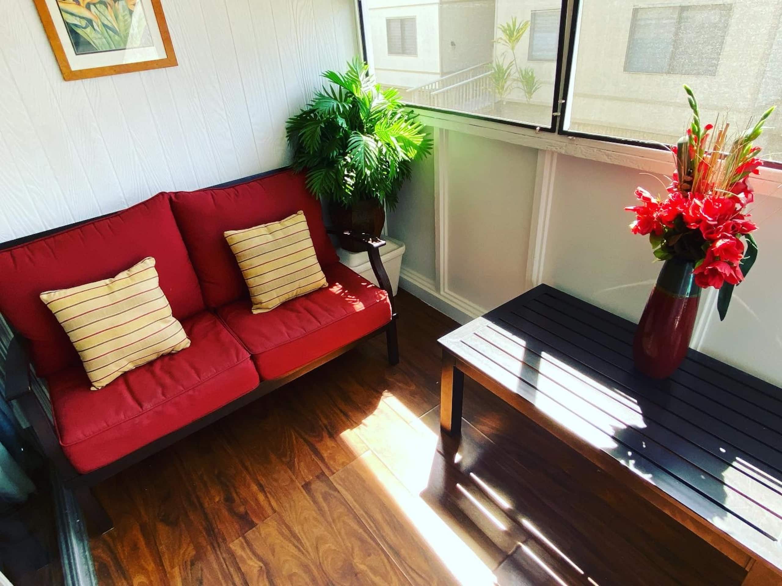 Condo in Kailua · ★4.63 · 2 bedrooms · 3 beds · 1 private bath - Image 14