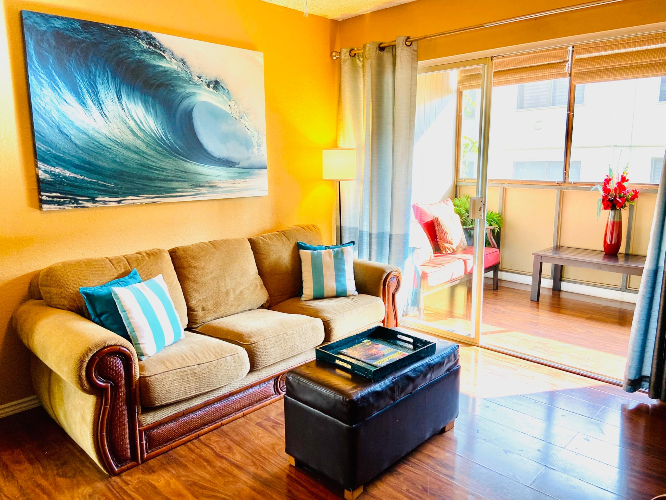 Condo in Kailua · ★4.63 · 2 bedrooms · 3 beds · 1 private bath - Image 9