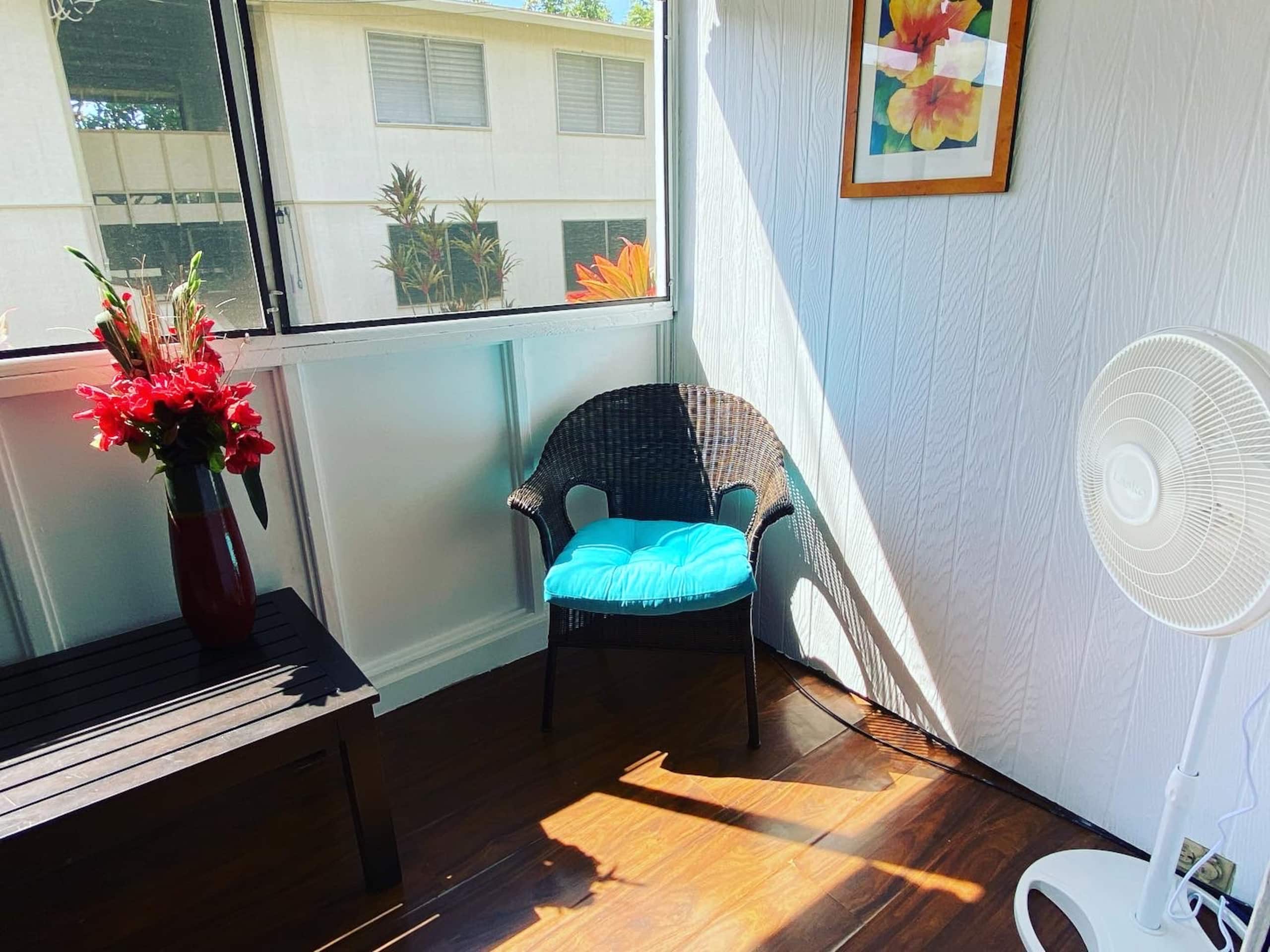 Condo in Kailua · ★4.63 · 2 bedrooms · 3 beds · 1 private bath - Image 15