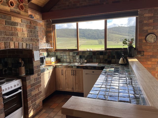 The Cottage – fire’s lit, grab a drink and relax! gallery image 2