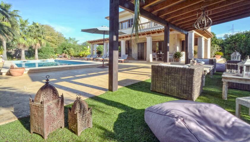 Beautiful country house near Palma with pool gallery image 3