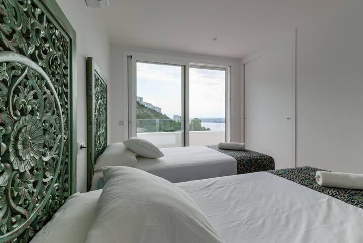 superior villa with private pool and sea view (cap gallery image 4