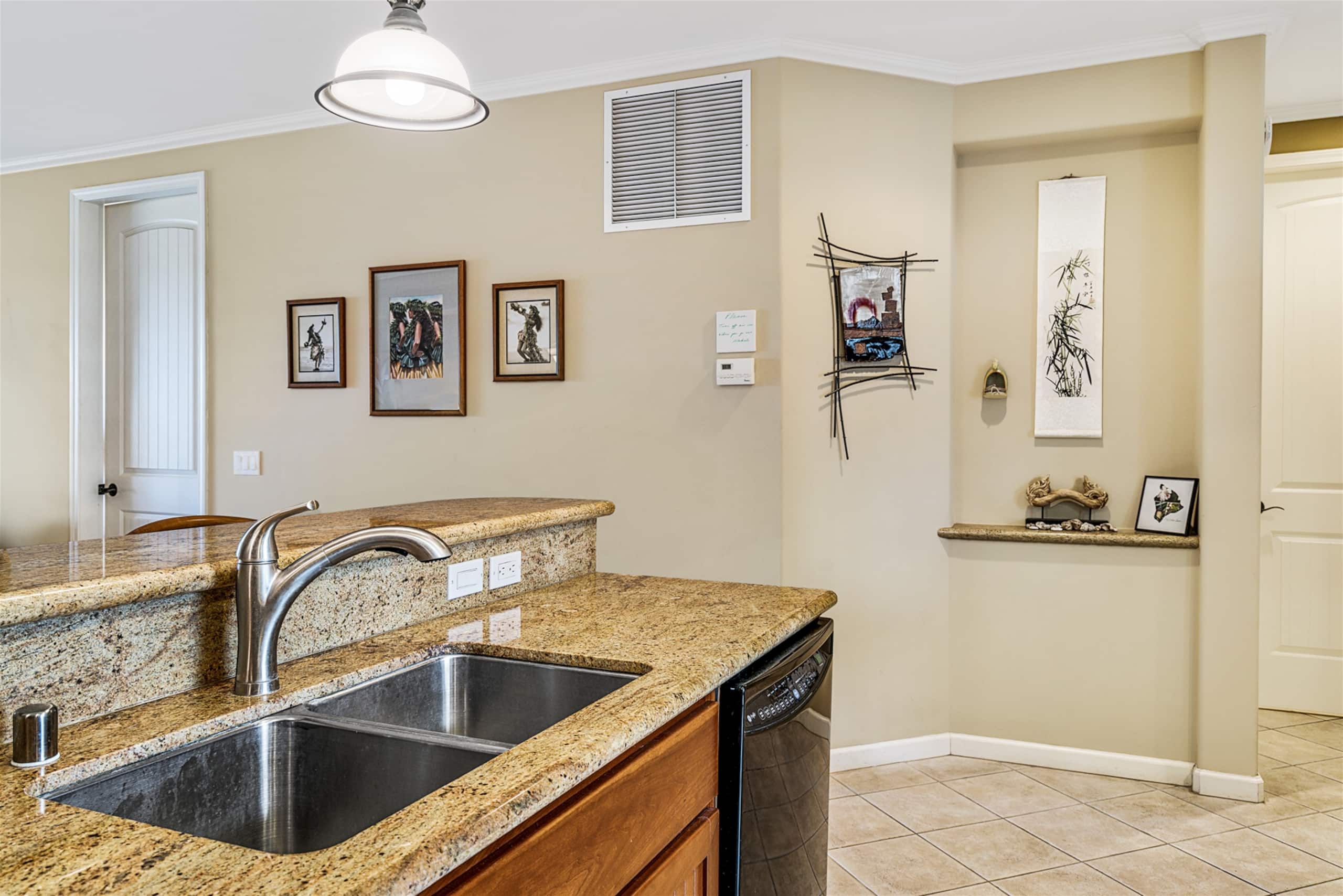 Waikoloa Beach Villa F23, Upgrades, BBQ and new AC - Photo 16