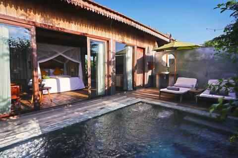 Private Pool-Khmer Wooden Bungalow+BF
