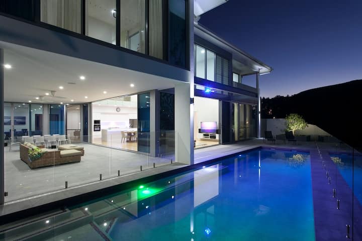 Sunset Beach House - Noosa Shire