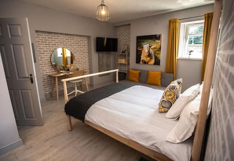 James' Place @Dowlais Self Catering Studio - Dewi