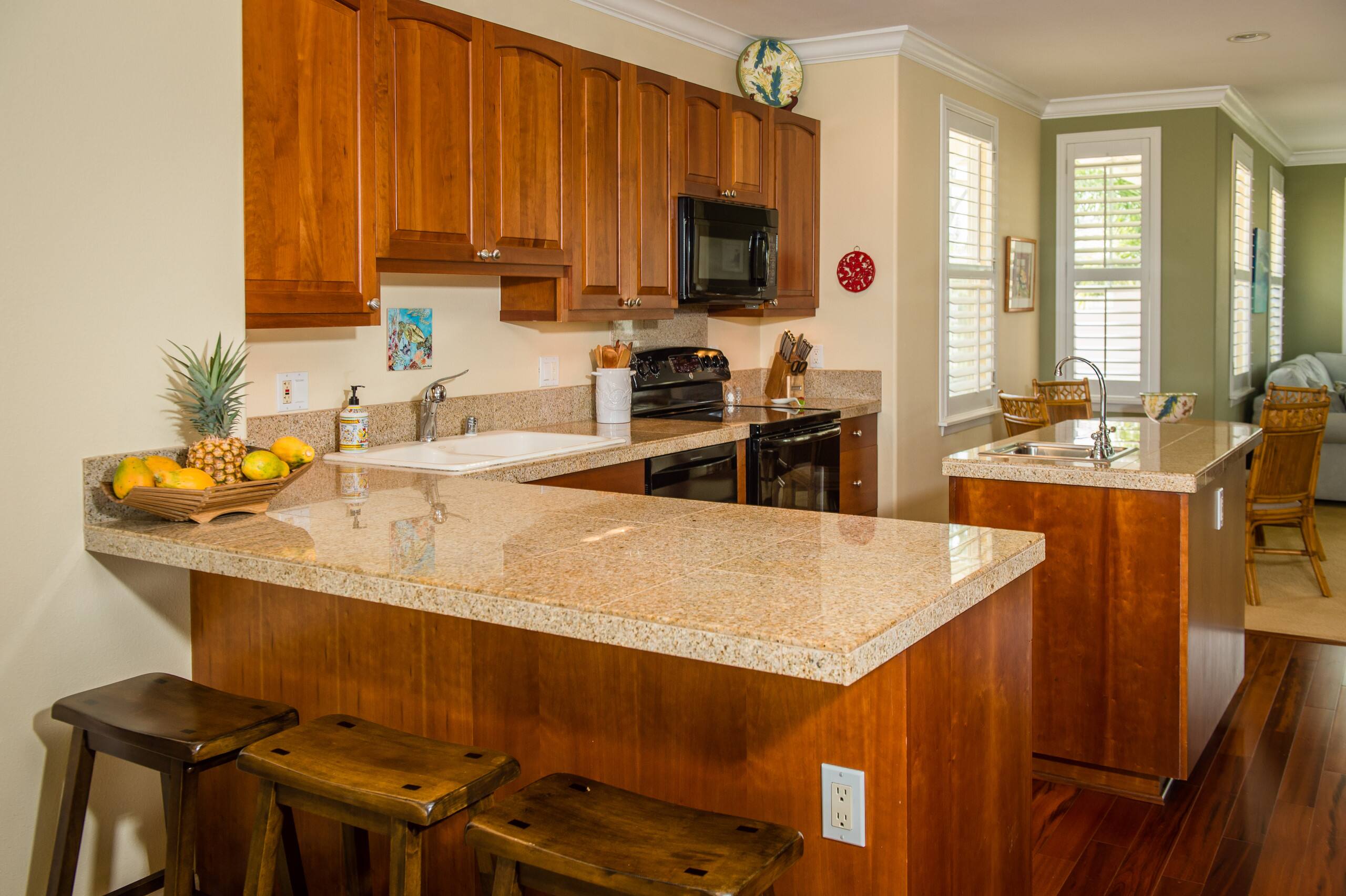 Condo in Princeville · ★5.0 · 2 bedrooms · 3 beds · 3 baths - Image 17